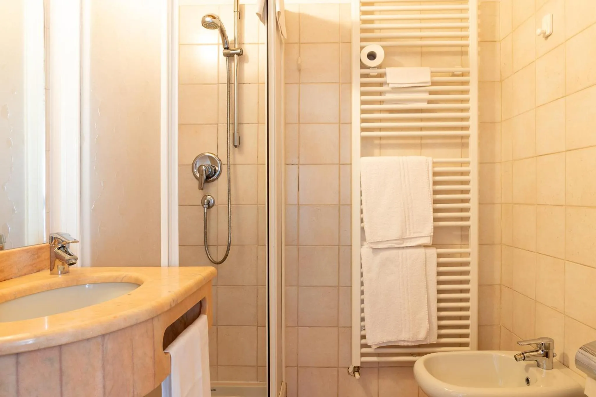 Bathroom in Agriturismo Cà Nuova