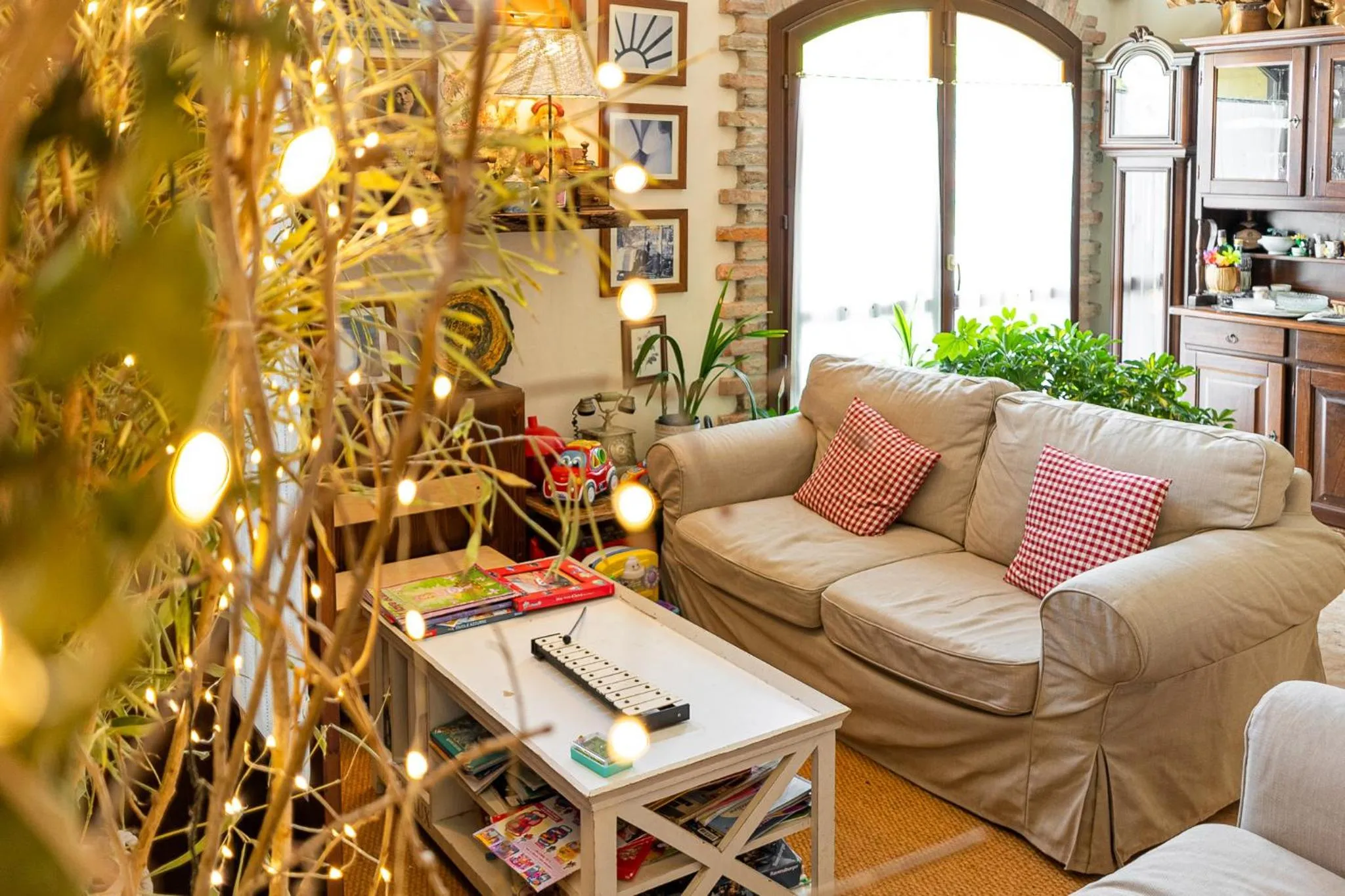 Communal lounge/ TV room in Agriturismo Cà Nuova