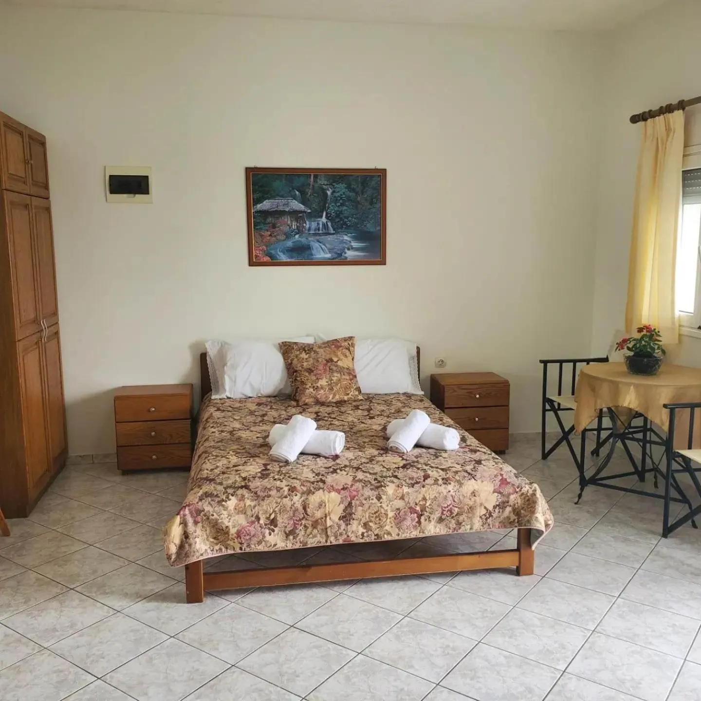 Bedroom, Bed in Villa Koutsakis
