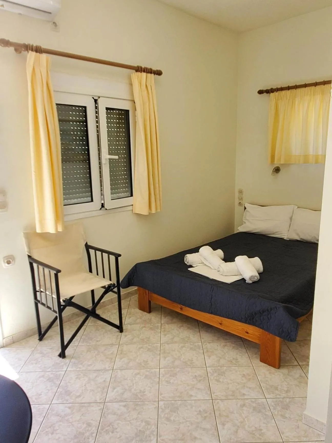Bedroom, Bed in Villa Koutsakis