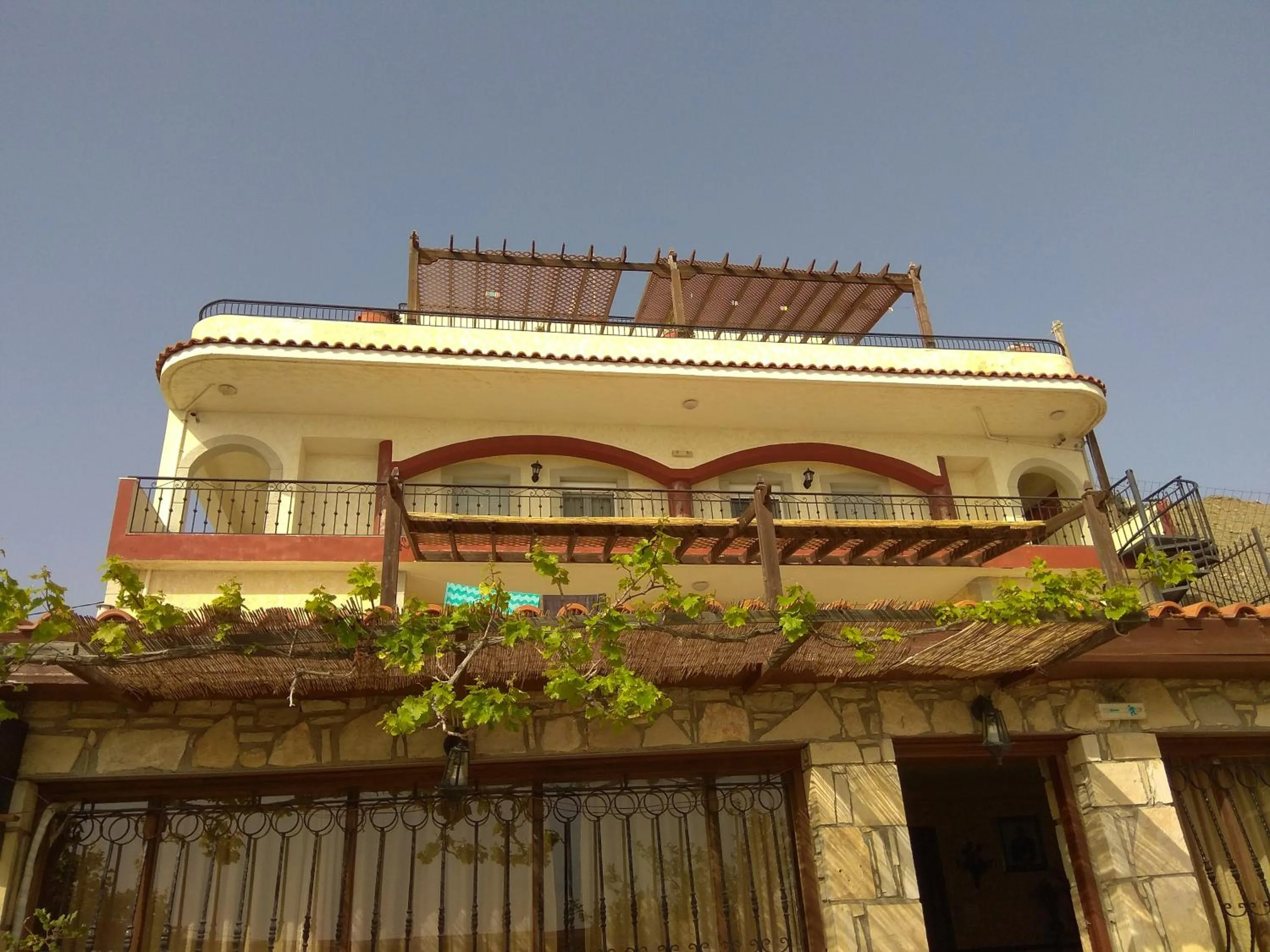 Property building in Villa Koutsakis