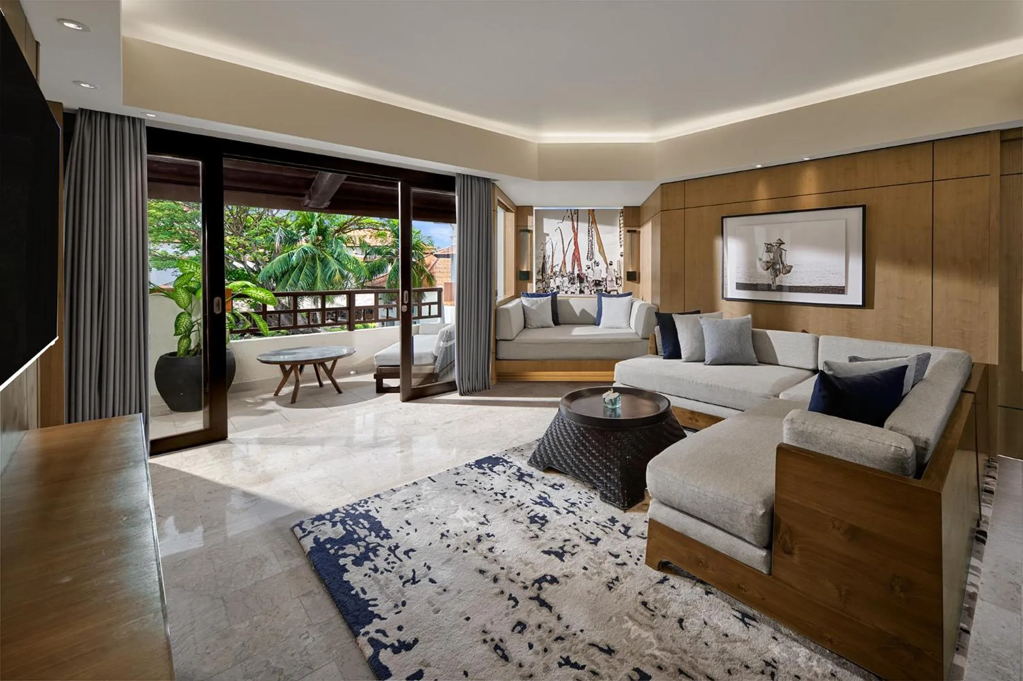 Living room, Bed in Grand Hyatt Bali