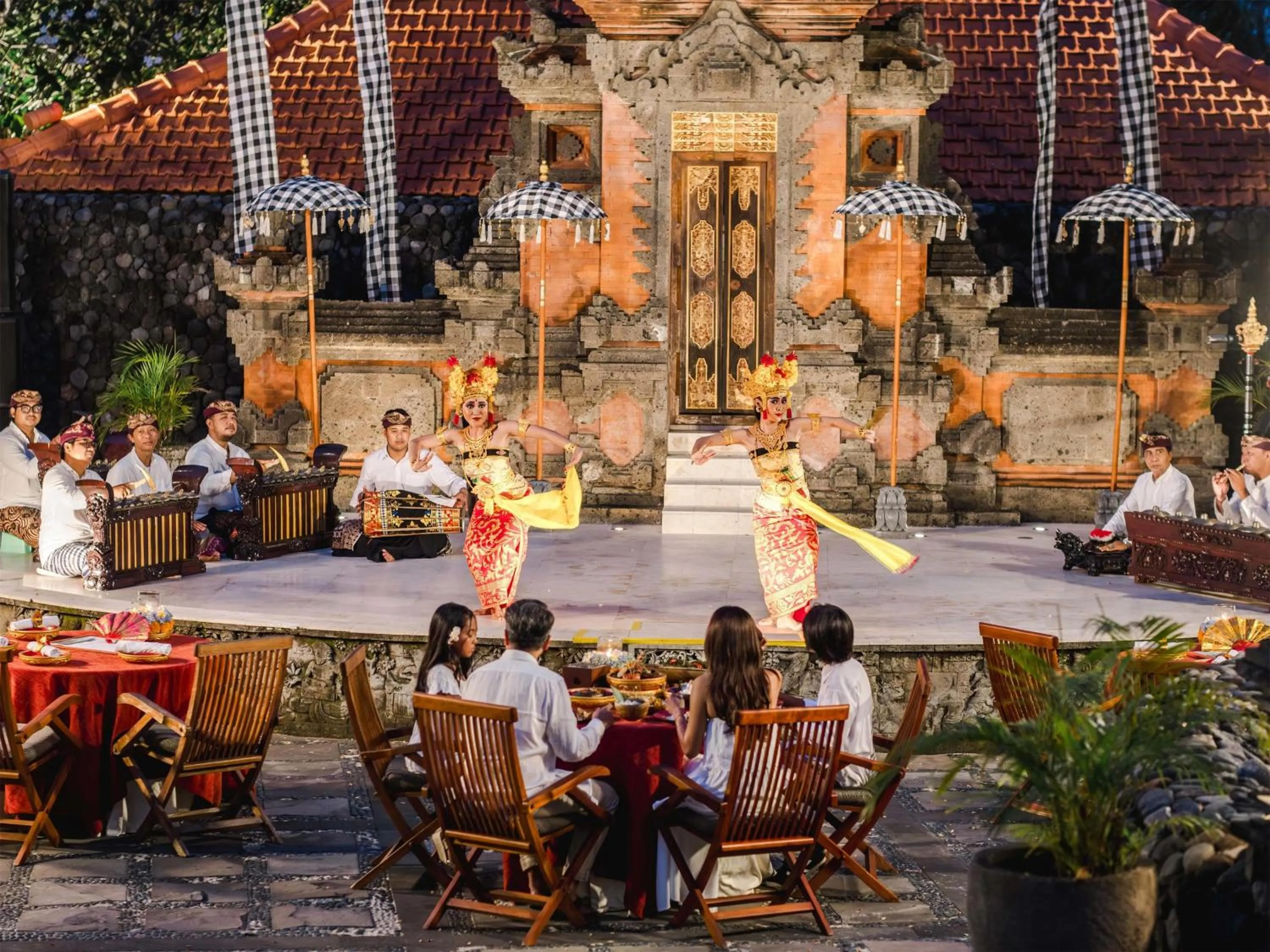 Dining area in Grand Hyatt Bali