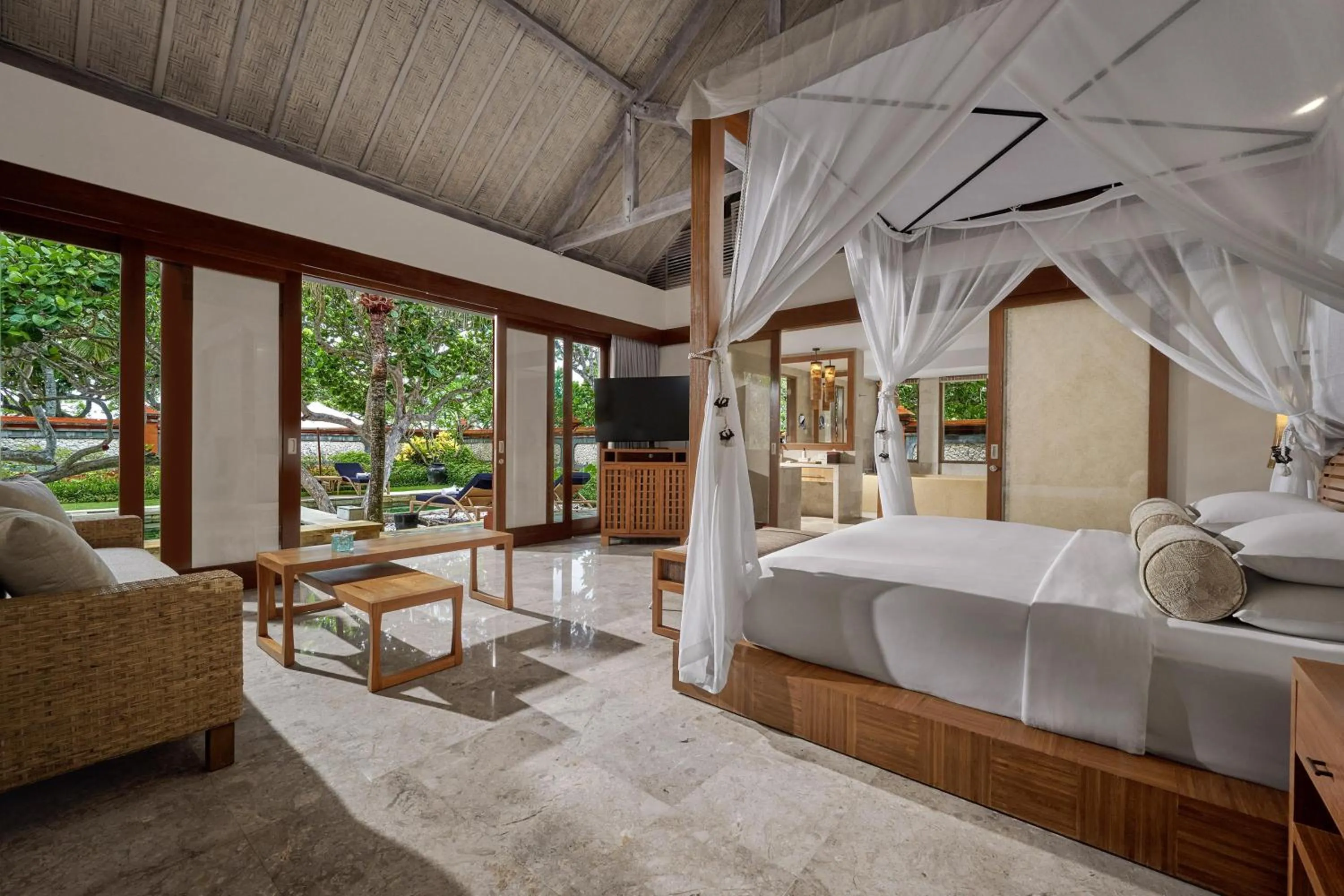 Bedroom, Bed in Grand Hyatt Bali