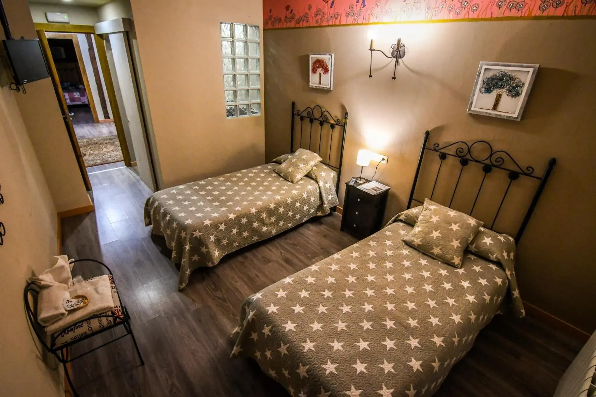 Superior Twin Room - single occupancy in aCienLeguas Superior Twin Room - single occupancy in aCienLeguas
