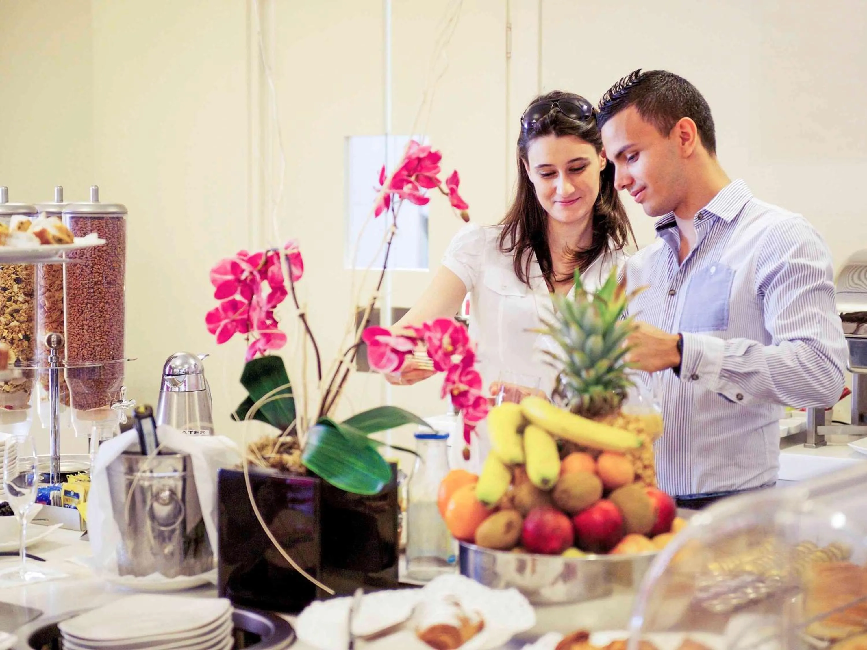 Lounge or bar in Hotel Mercure Milano Solari