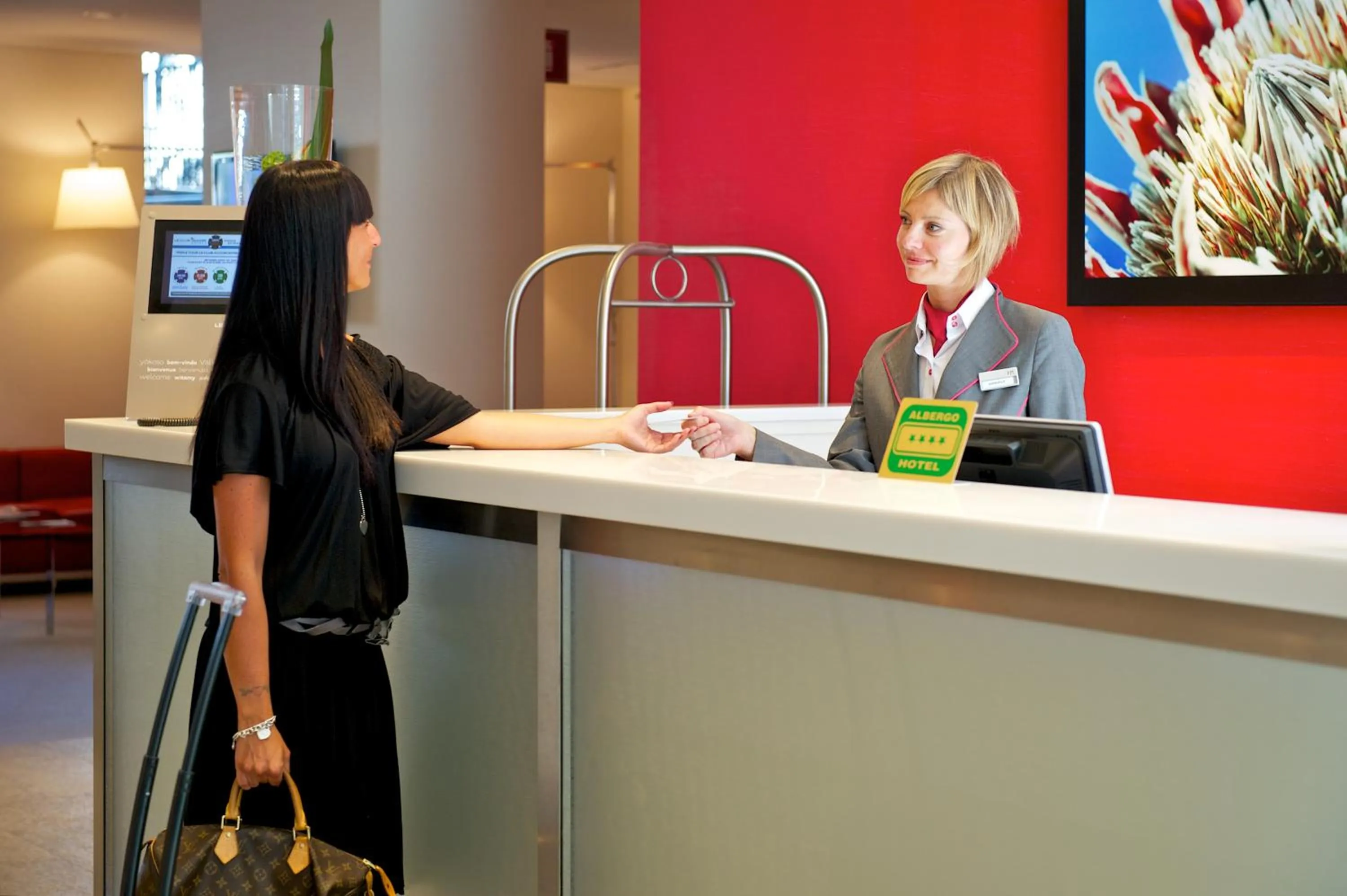 Staff in Hotel Mercure Milano Solari