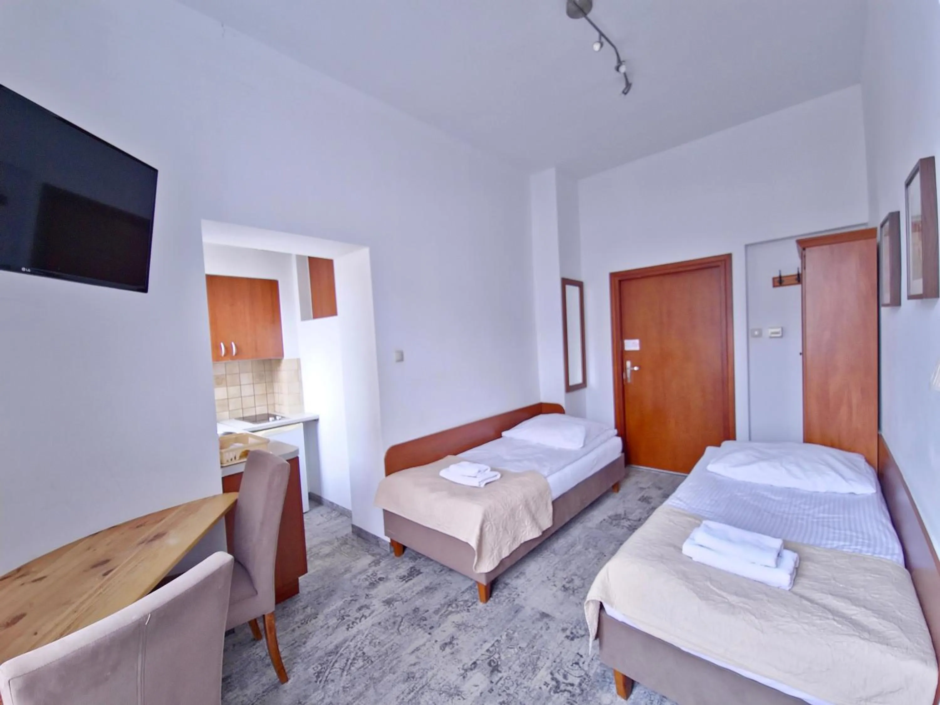 Photo of the whole room, Bed in Apartamenty Velvet