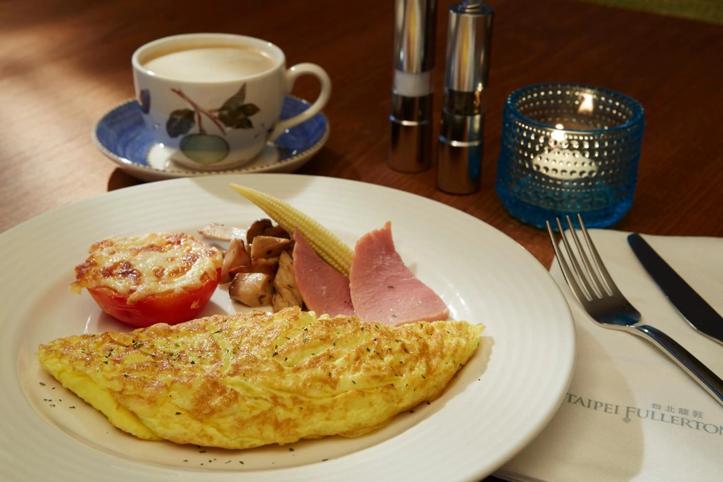 Restaurant/places to eat in Taipei Fullerton Hotel-Maison North