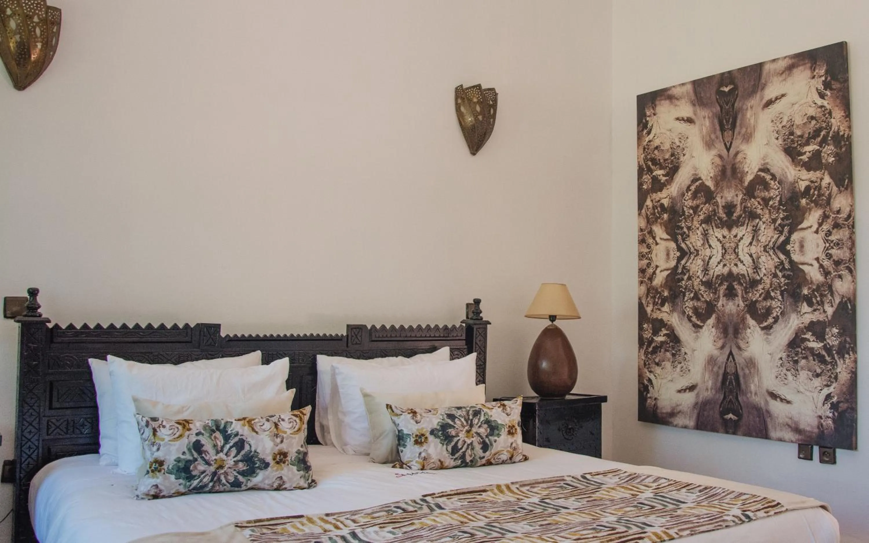 Bed in Ksar Shama - Atlas Mountain Escape