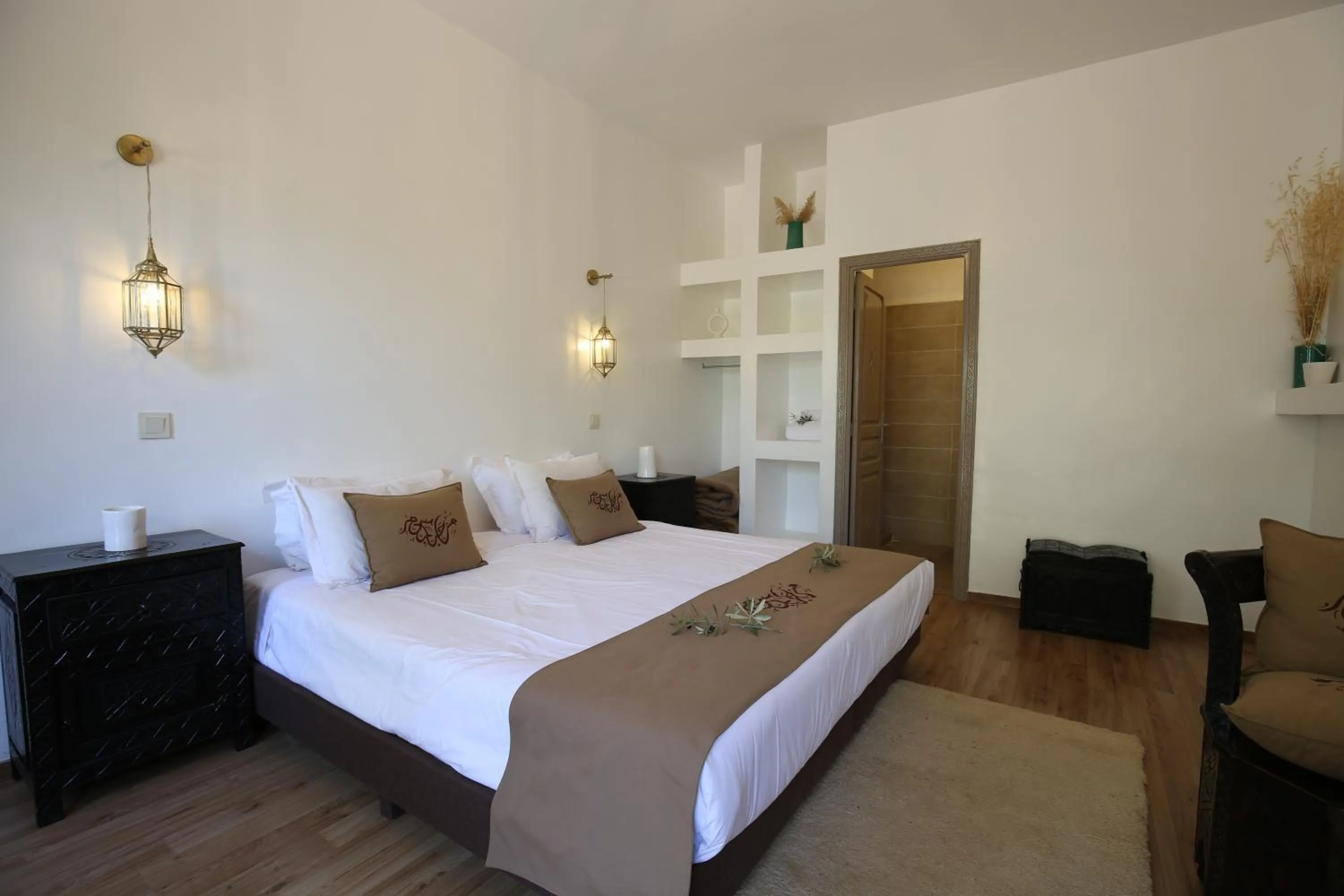 Bed in Ksar Shama - Atlas Mountain Escape