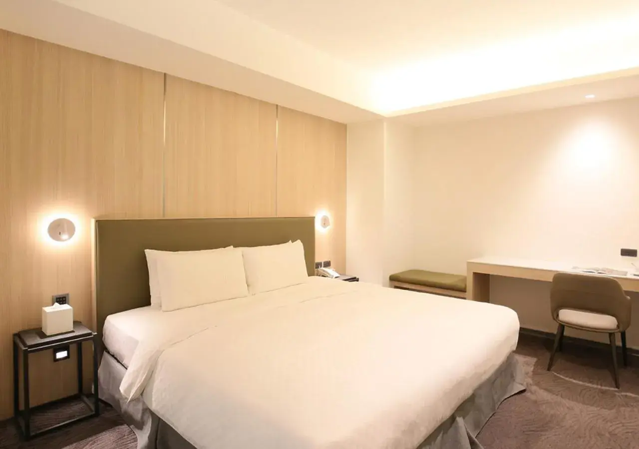 Photo of the whole room, Bed in Dandy Hotel-Daan Park Branch Photo of the whole room, Bed in Dandy Hotel-Daan Park Branch