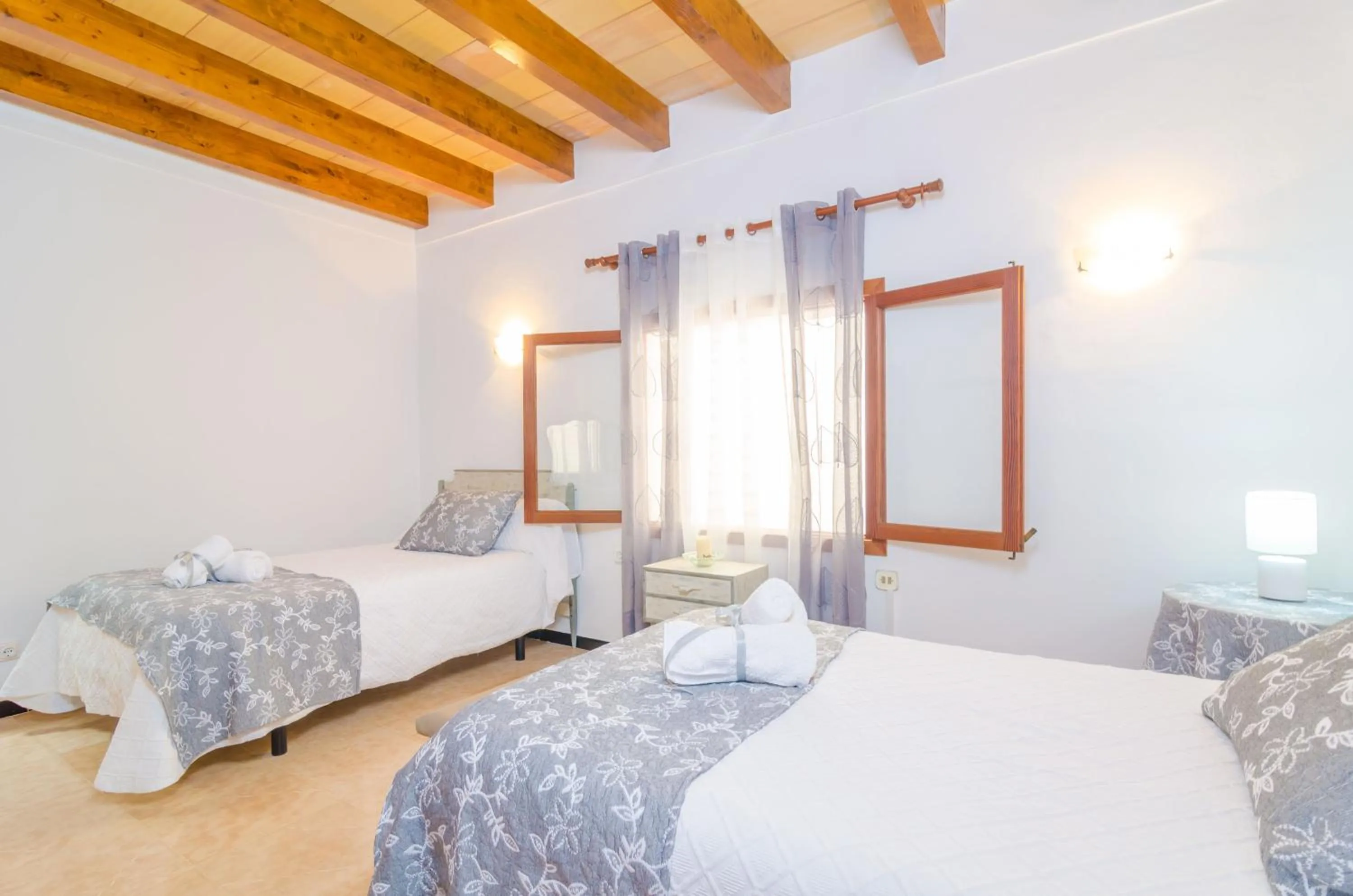Bedroom, Bed in Can Pedro Ros