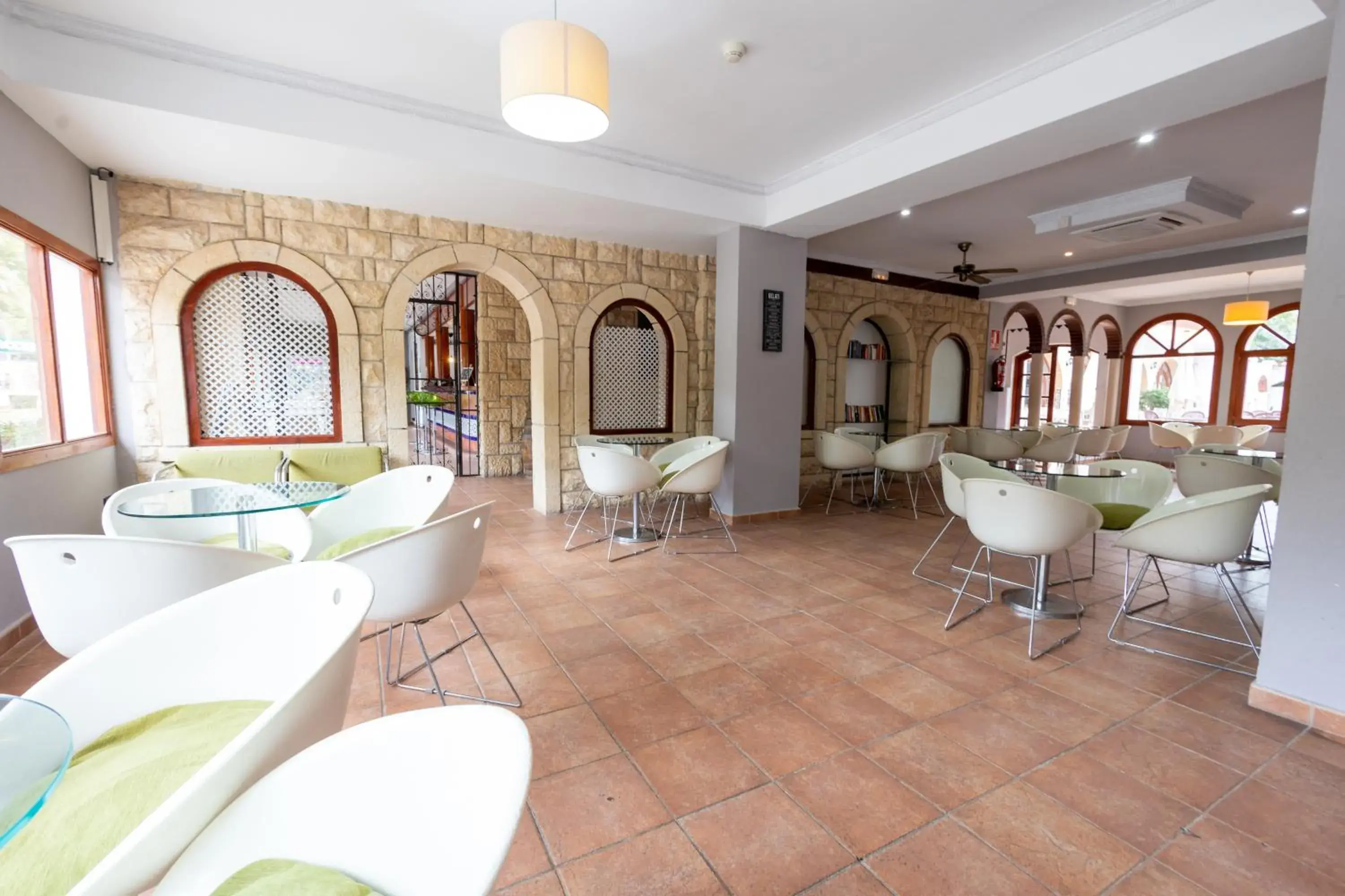 Property building in Hotel Comarruga Platja Property building in Hotel Comarruga Platja