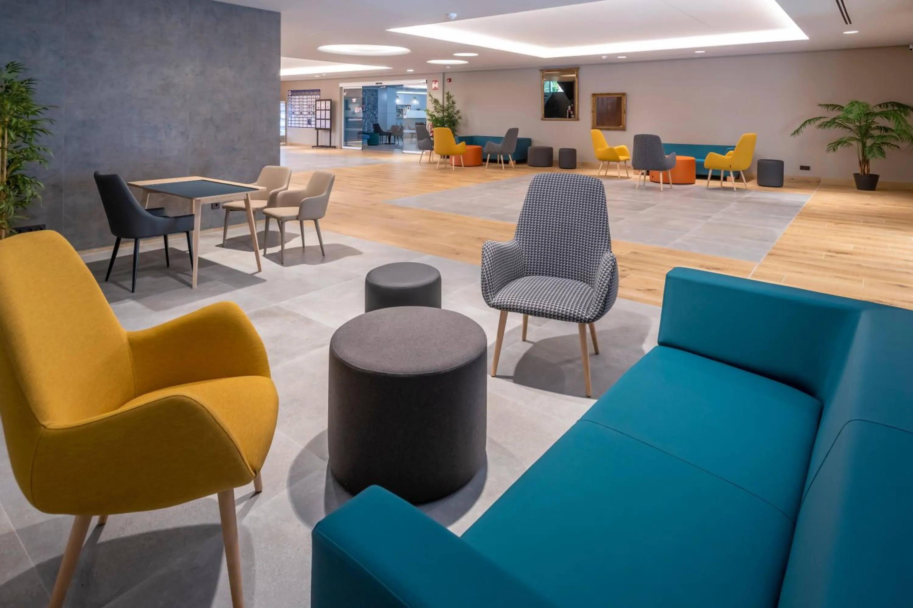 Area and facilities in 4R Gran Europe