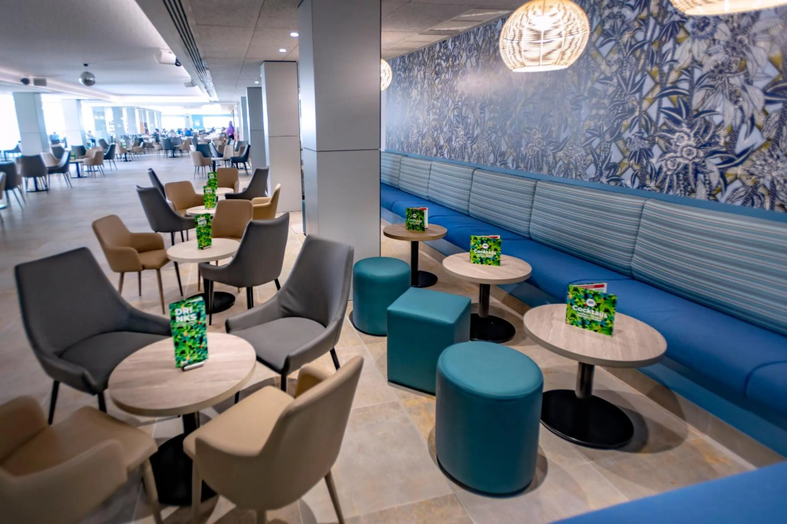 Lounge or bar in 4R Gran Europe