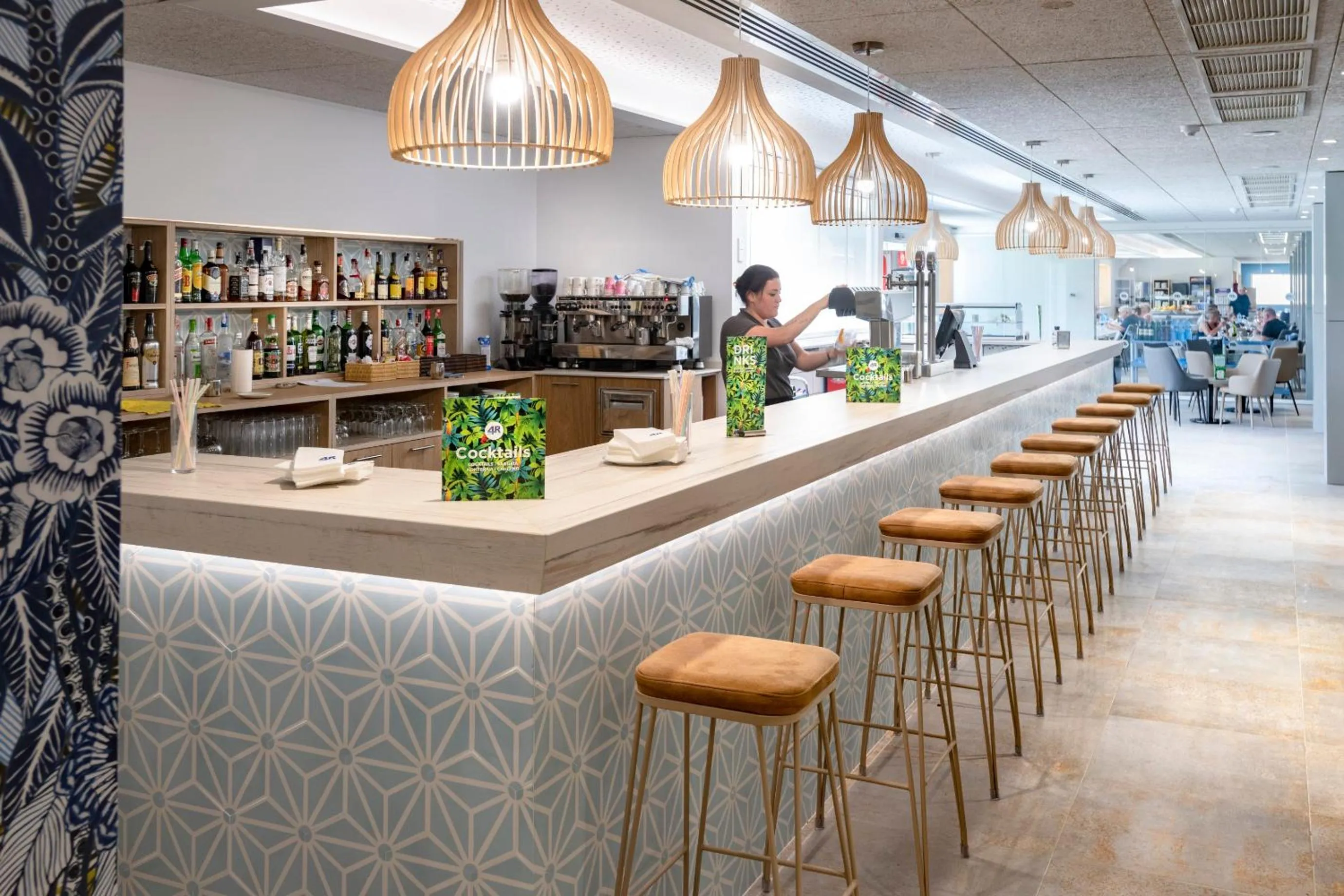 Lounge or bar in 4R Gran Europe