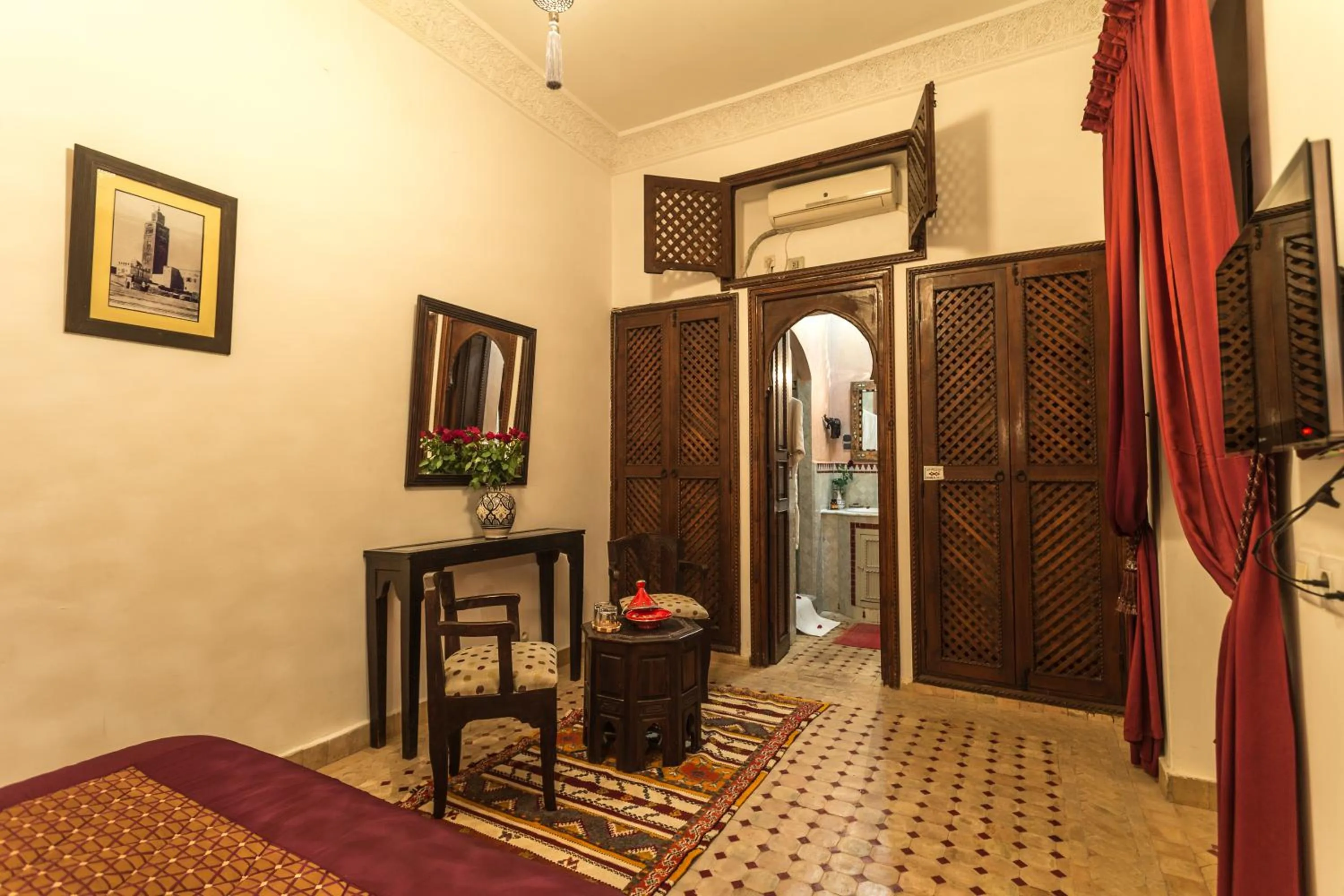 TV and multimedia in Riad Nasreen
