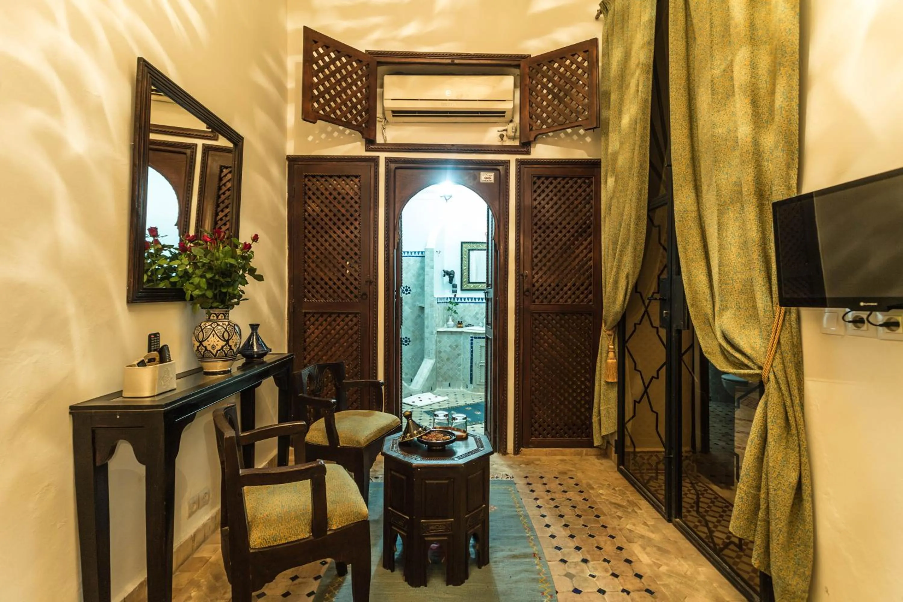 TV and multimedia in Riad Nasreen