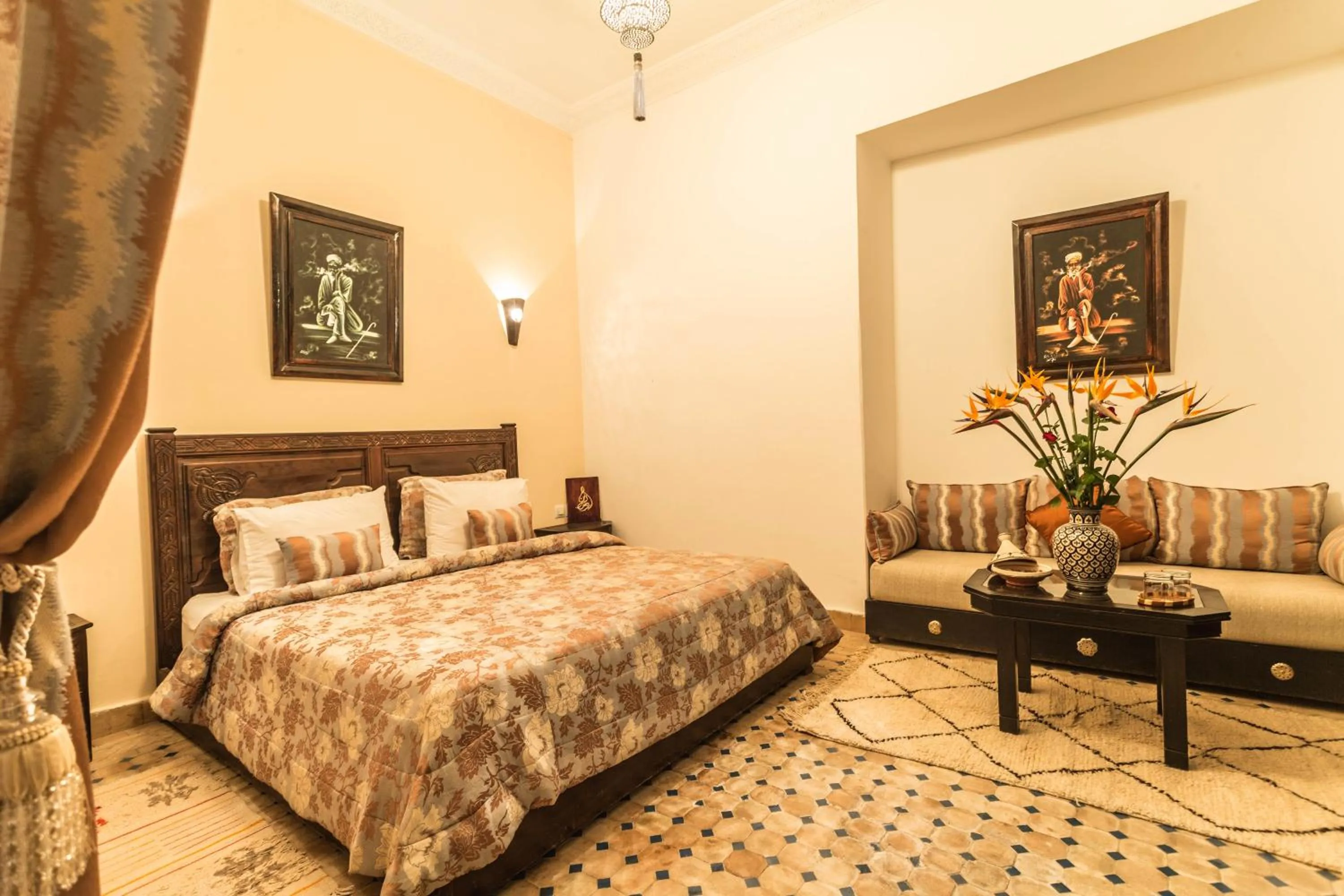Photo of the whole room, Bed in Riad Nasreen