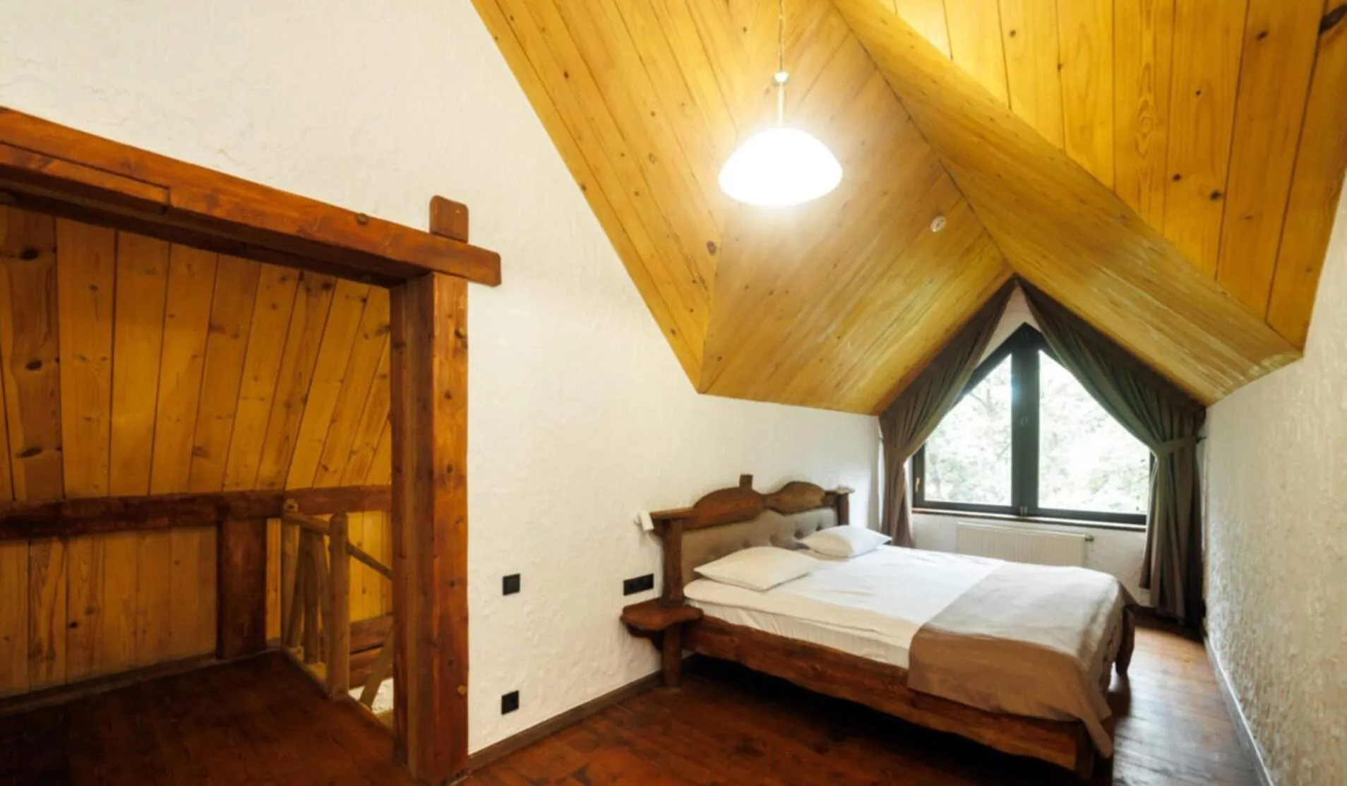 Bed in Drevny Grad Park-hotel