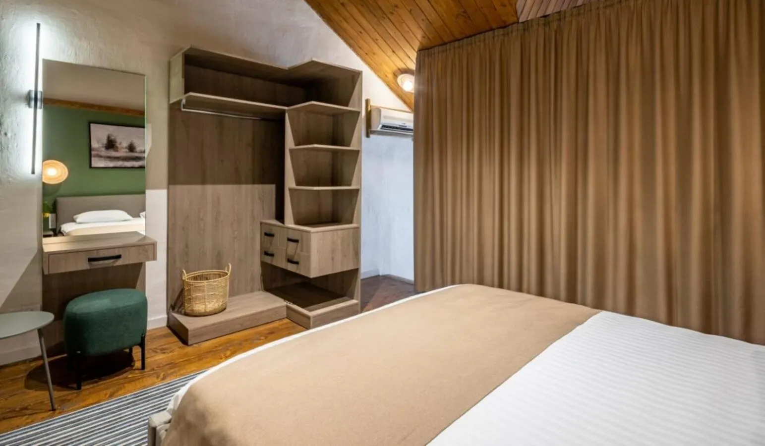 Bed in Drevny Grad Park-hotel