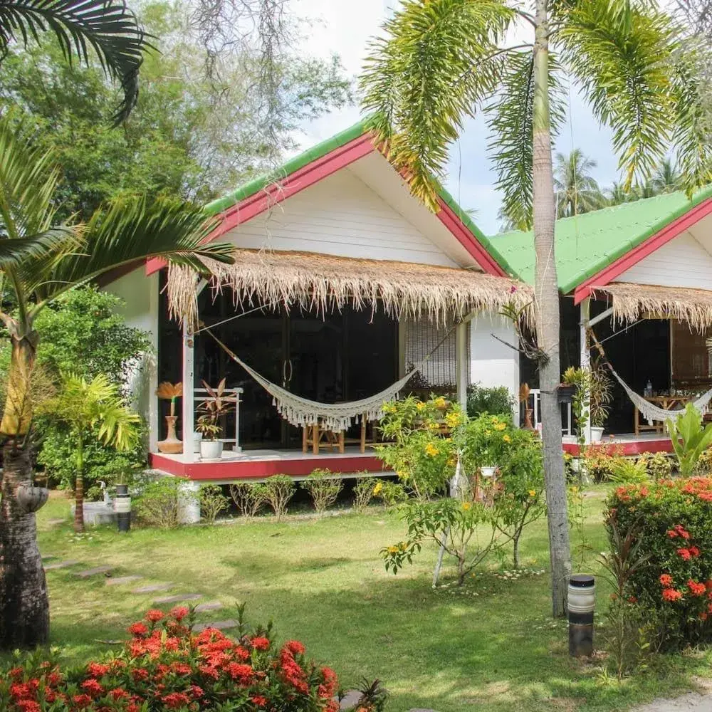TropiCoco Beach Resort Koh Phangan TropiCoco Beach Resort Koh Phangan