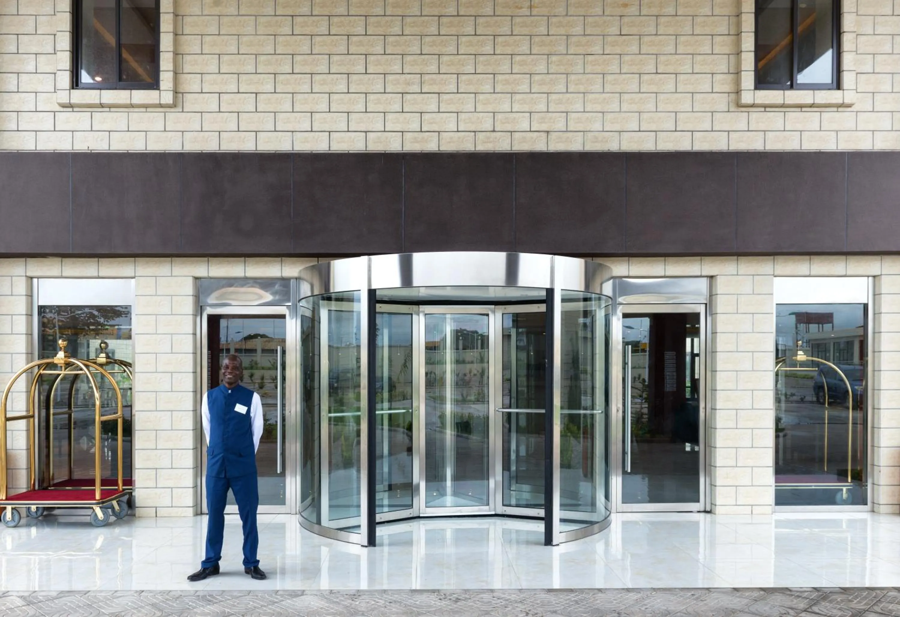 Facade/entrance in The Farmington Hotel