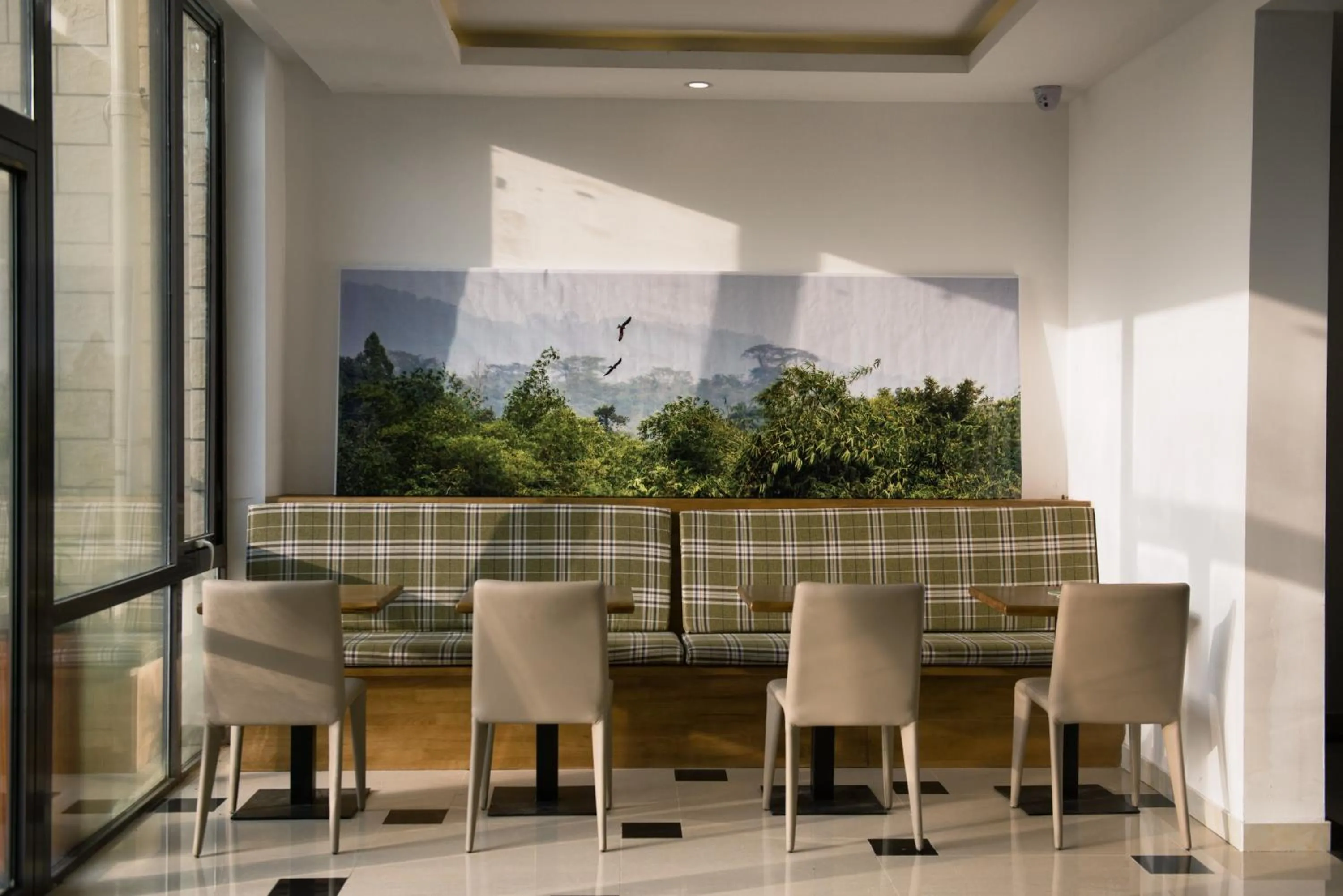 Restaurant/places to eat in The Farmington Hotel