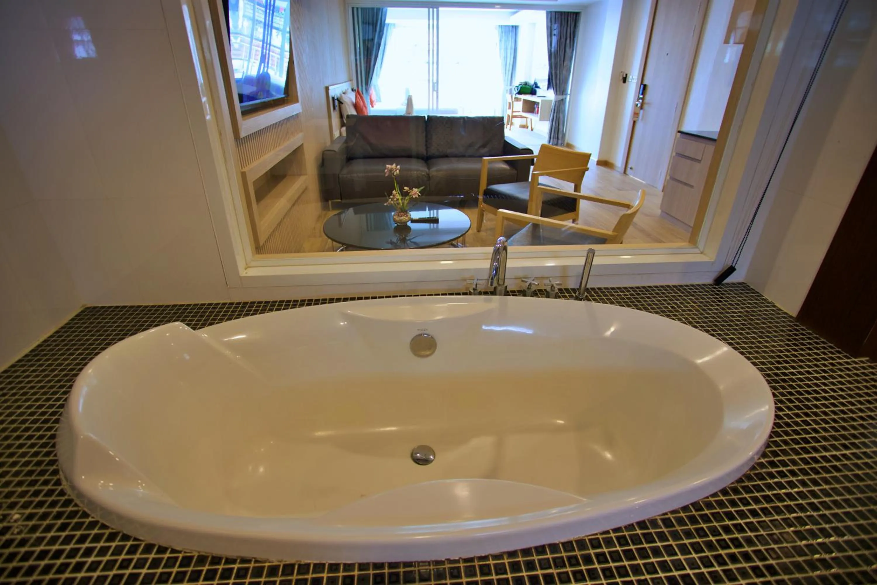 Bath in Platinum Hotel and Apartments