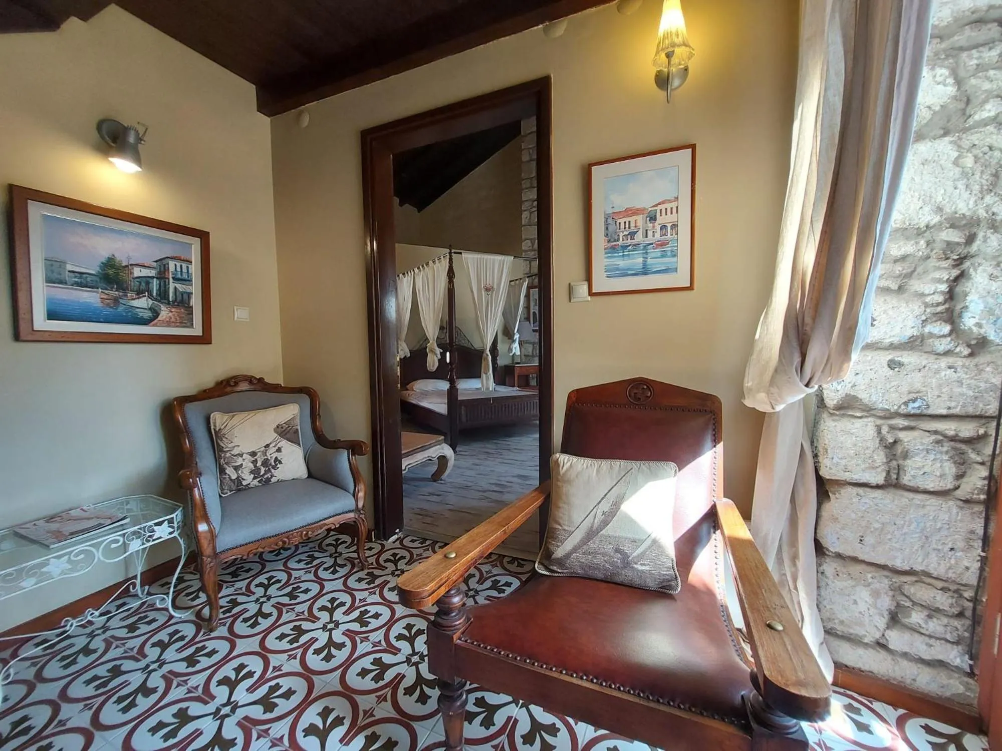 Living room, Seating Area in 1882 Hotel
