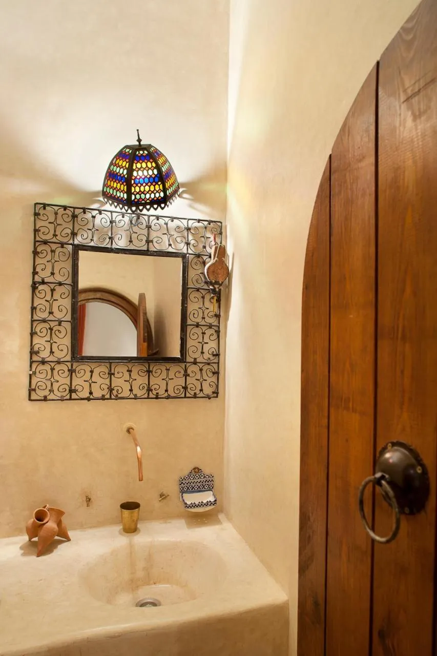 Bathroom, Bed in Dar KamalChaoui