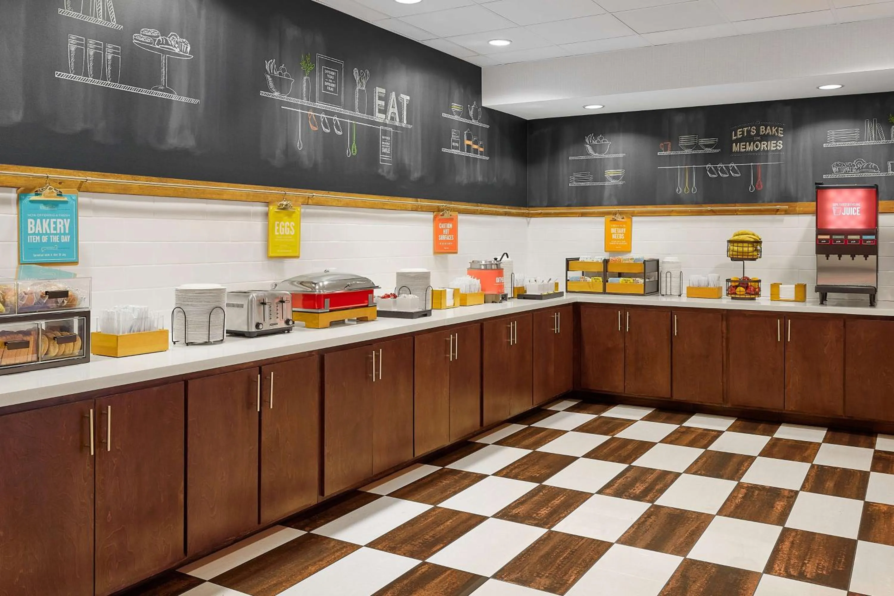 Breakfast in Hampton Inn & Suites Ridgecrest