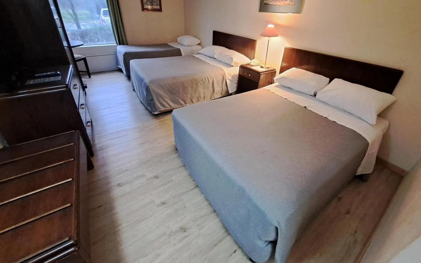 Bed in Hotel Diego de Almagro Los Angeles