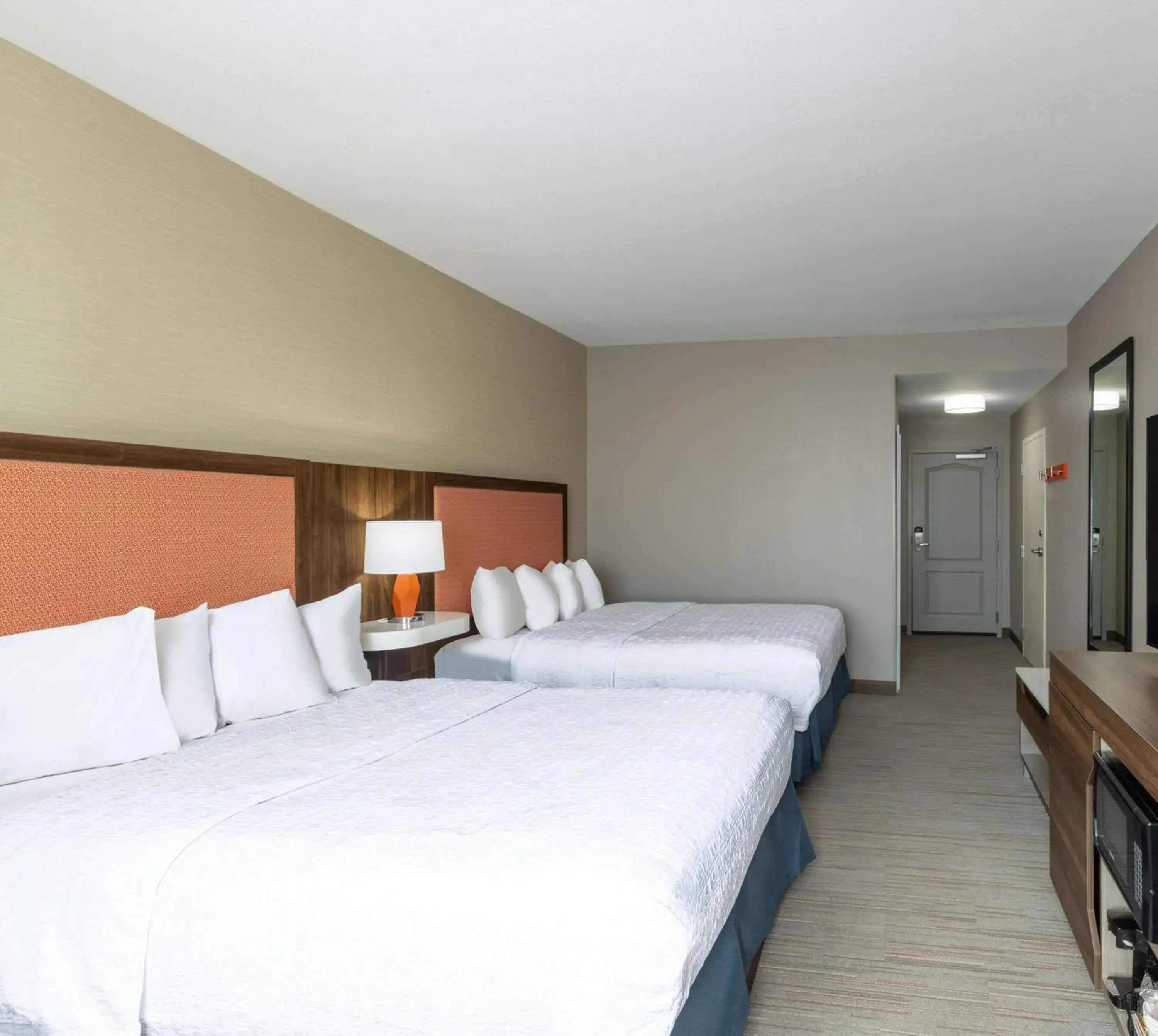 Bed in Hampton Inn & Suites Woodward Bed in Hampton Inn & Suites Woodward