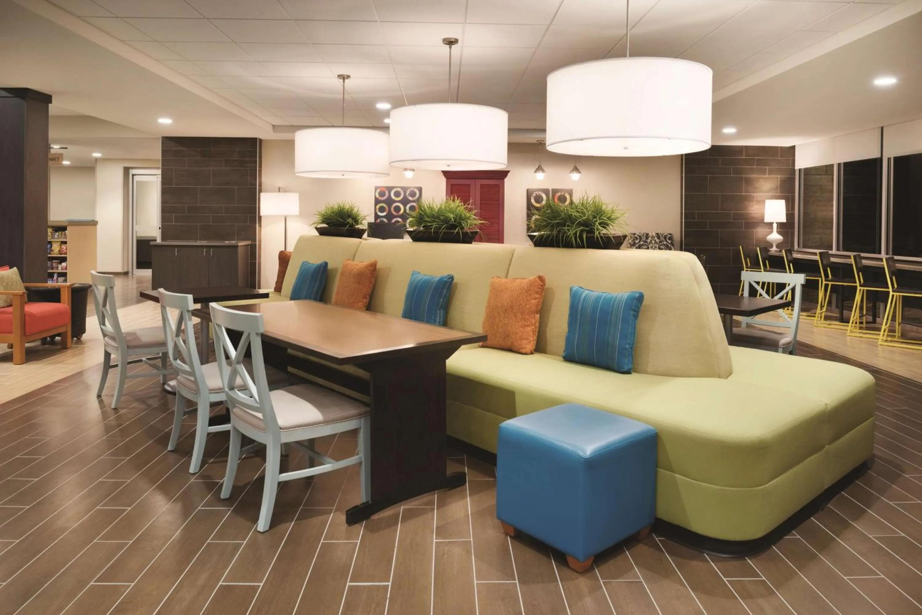 Lobby or reception in Home2 Suites By Hilton Iowa City Coralville