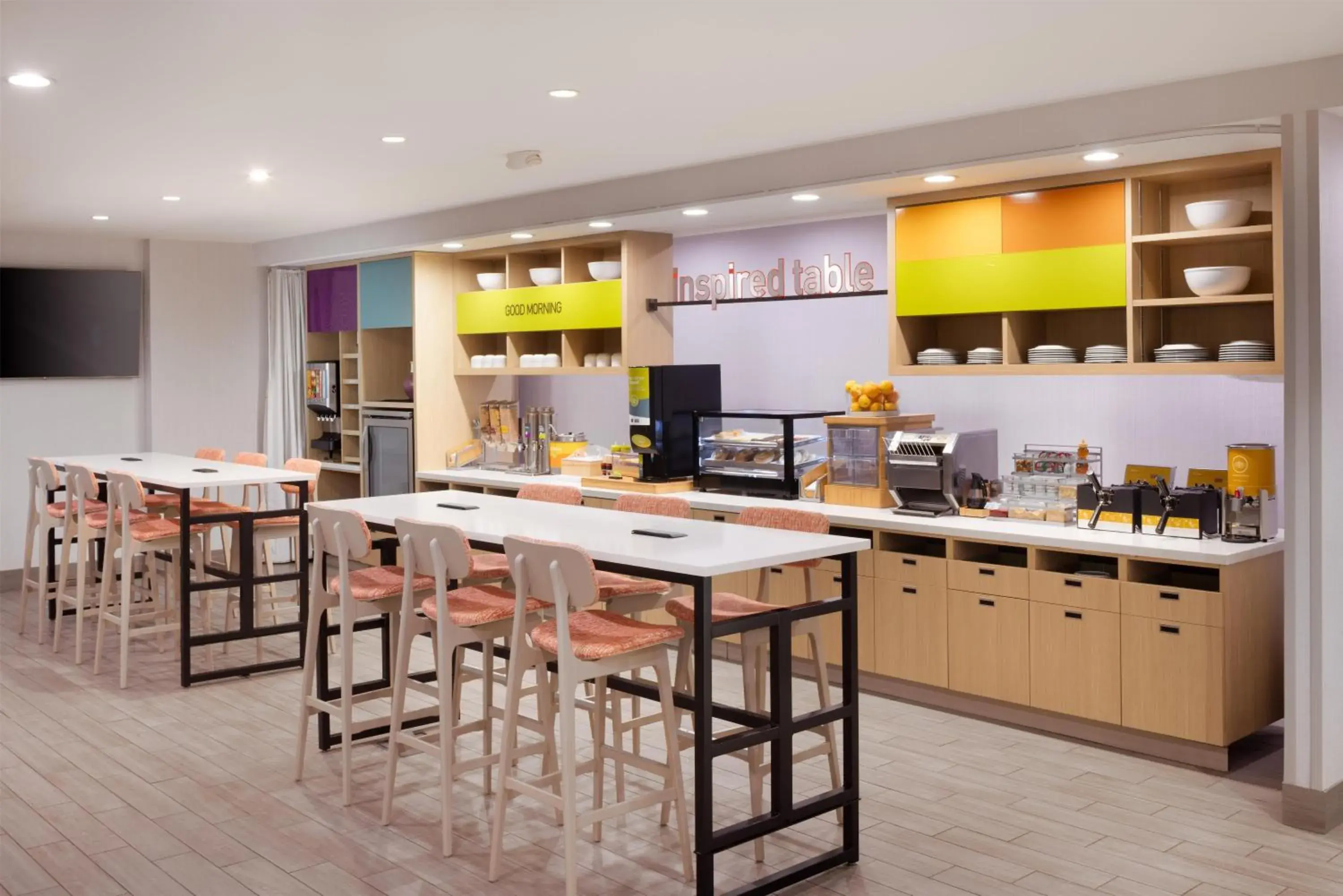 Breakfast in Home 2 Suites By Hilton Jackson Breakfast in Home 2 Suites By Hilton Jackson