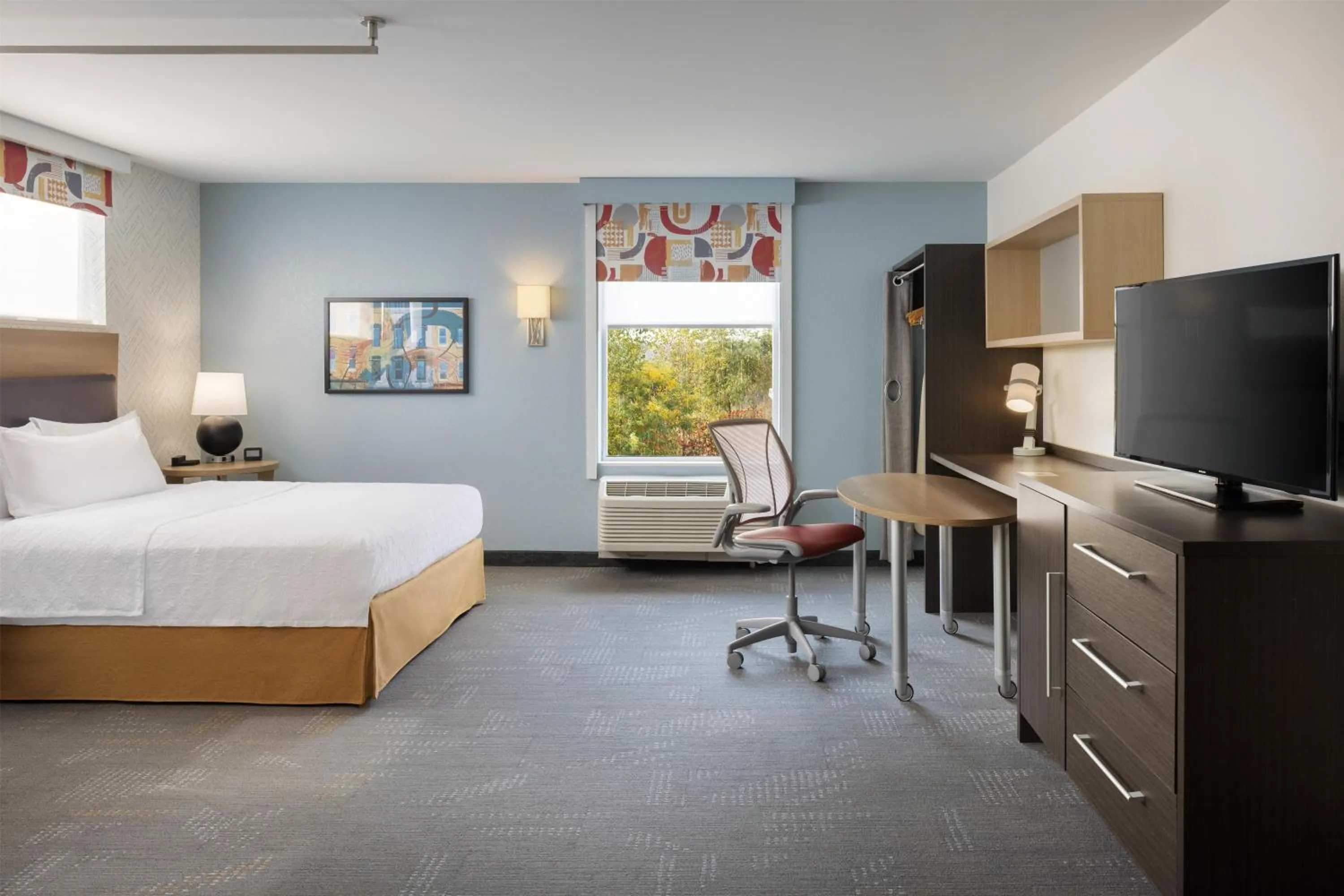 Bed in Home 2 Suites By Hilton Jackson