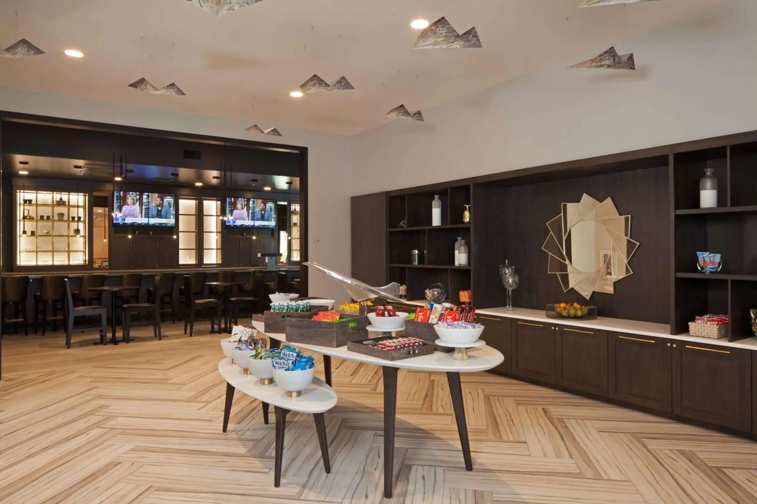 Lobby or reception in Homewood Suites By Hilton Los Angeles International Airport Lobby or reception in Homewood Suites By Hilton Los Angeles International Airport