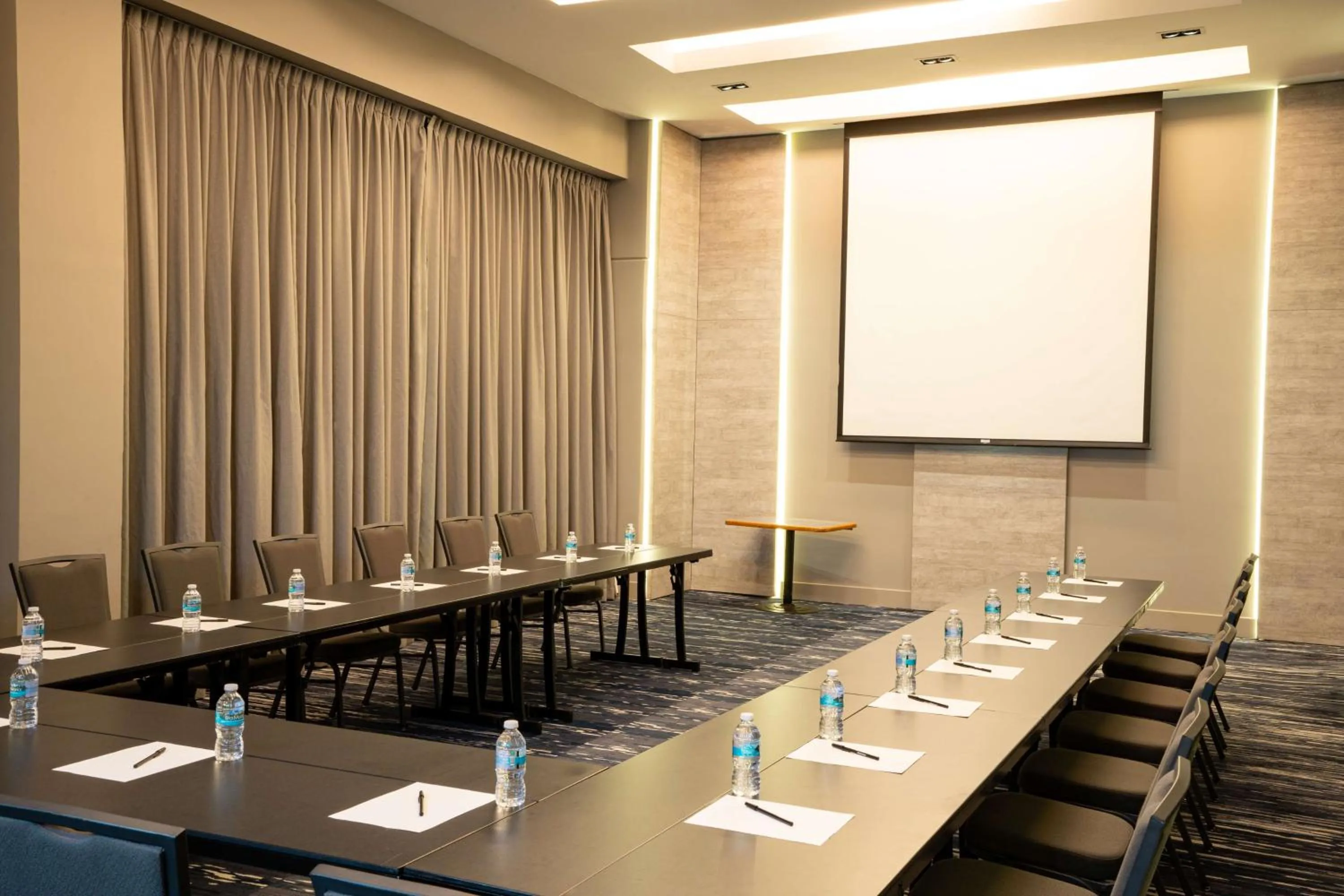 Meeting/conference room in Hilton Garden Inn Mexico City Santa Fe