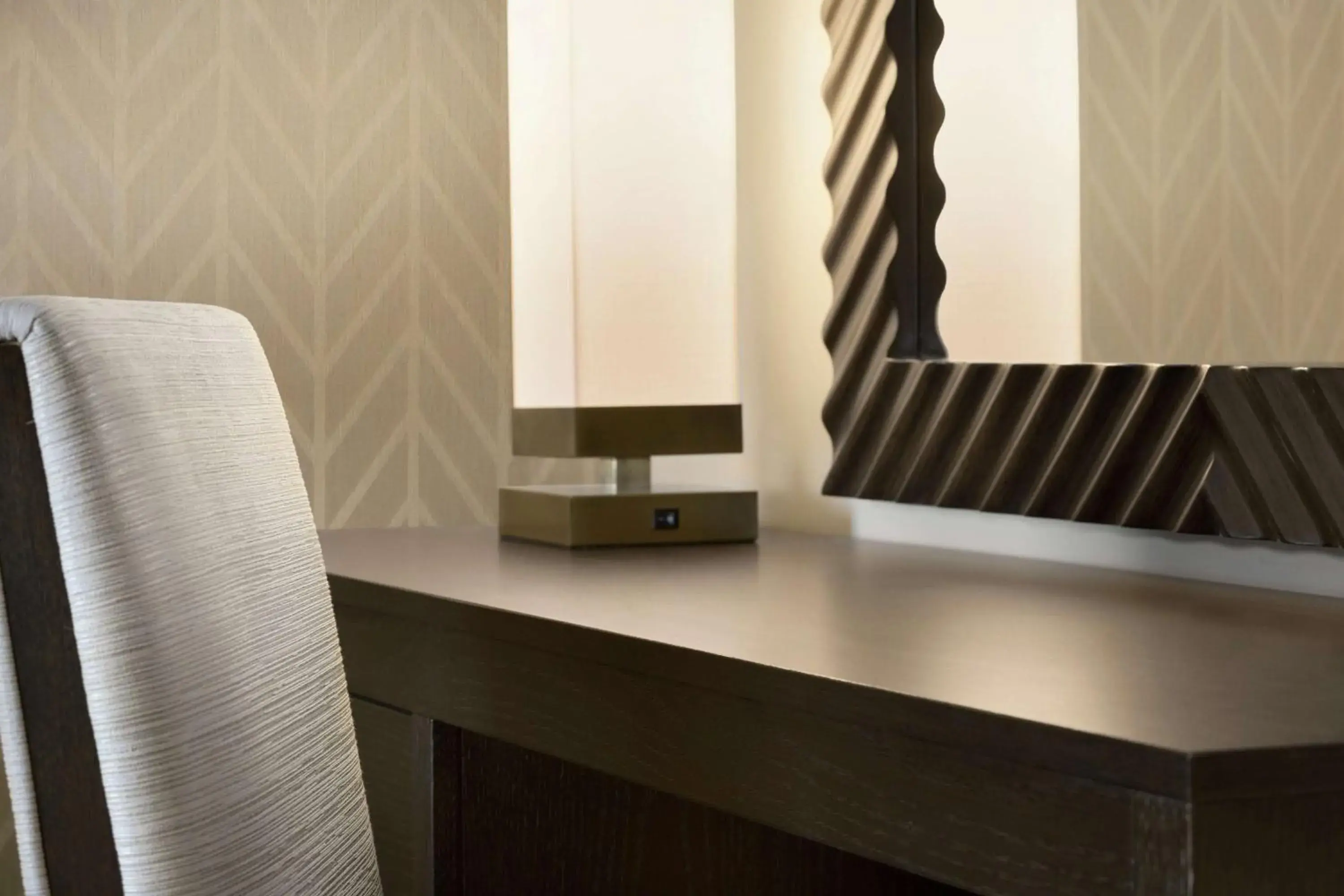 Bedroom in Embassy Suites By Hilton Syracuse Destiny USA Bedroom in Embassy Suites By Hilton Syracuse Destiny USA