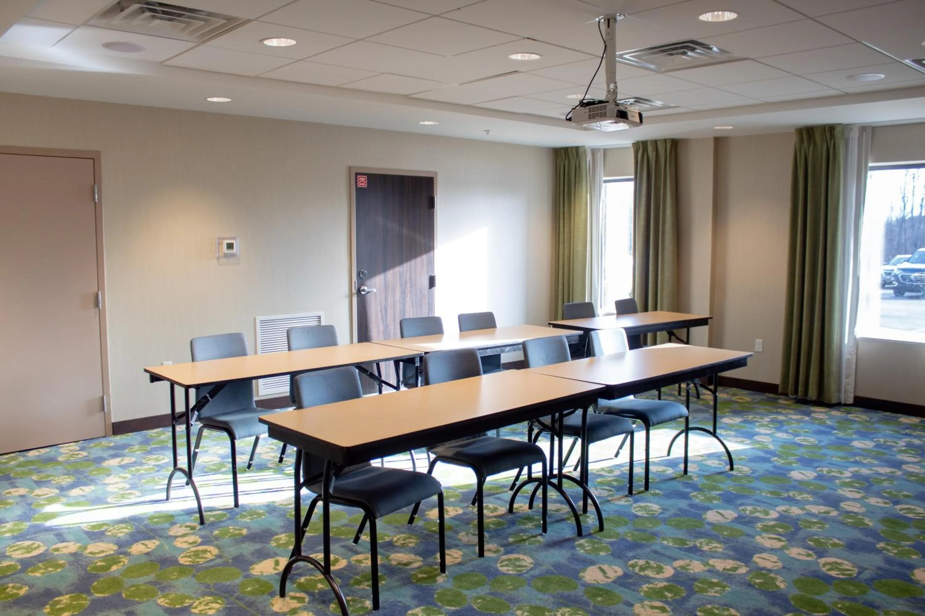 Meeting/conference room in Hampton Inn & Suites Big Rapids, Mi
