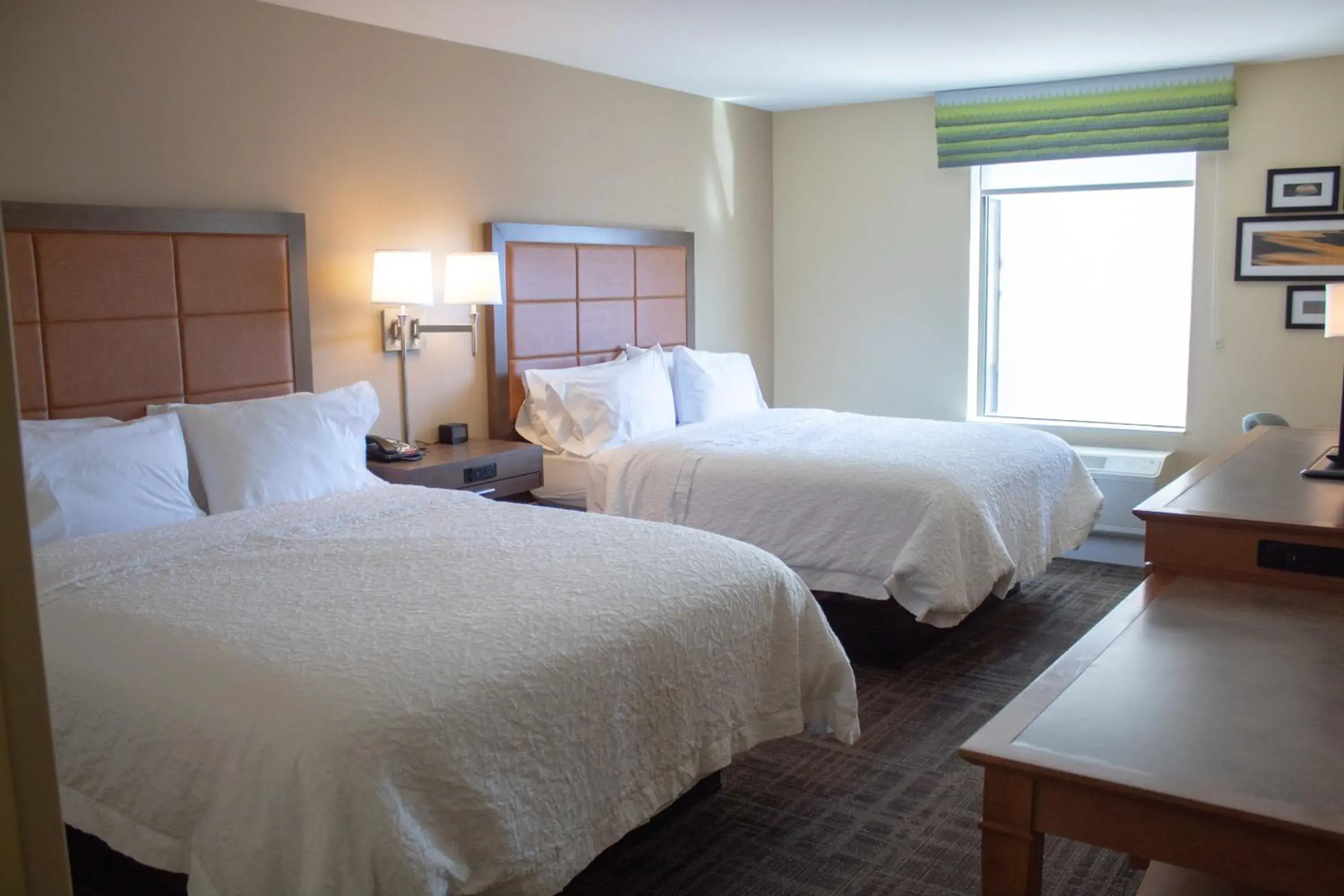 Bed in Hampton Inn & Suites Big Rapids, Mi Bed in Hampton Inn & Suites Big Rapids, Mi