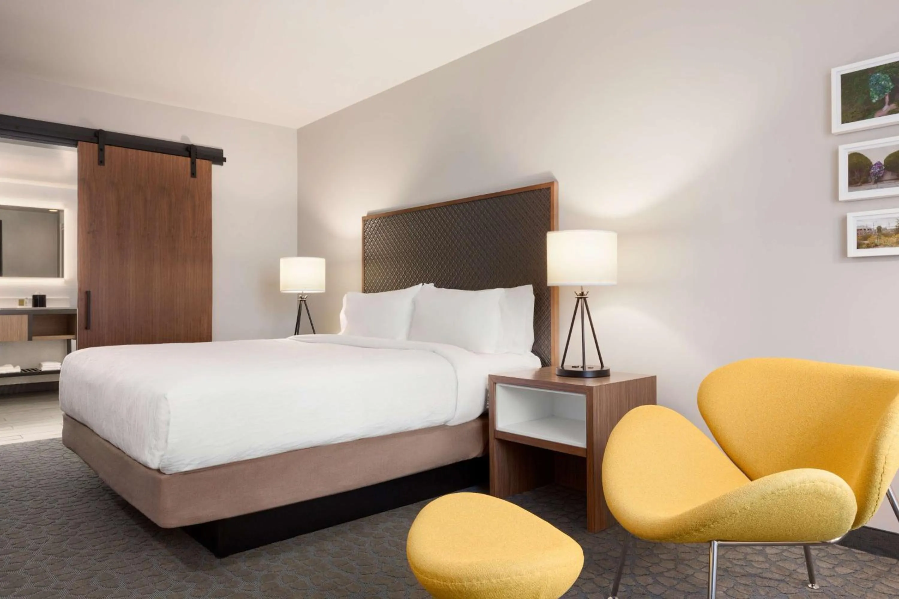 Bed in Hilton Garden Inn Boulder