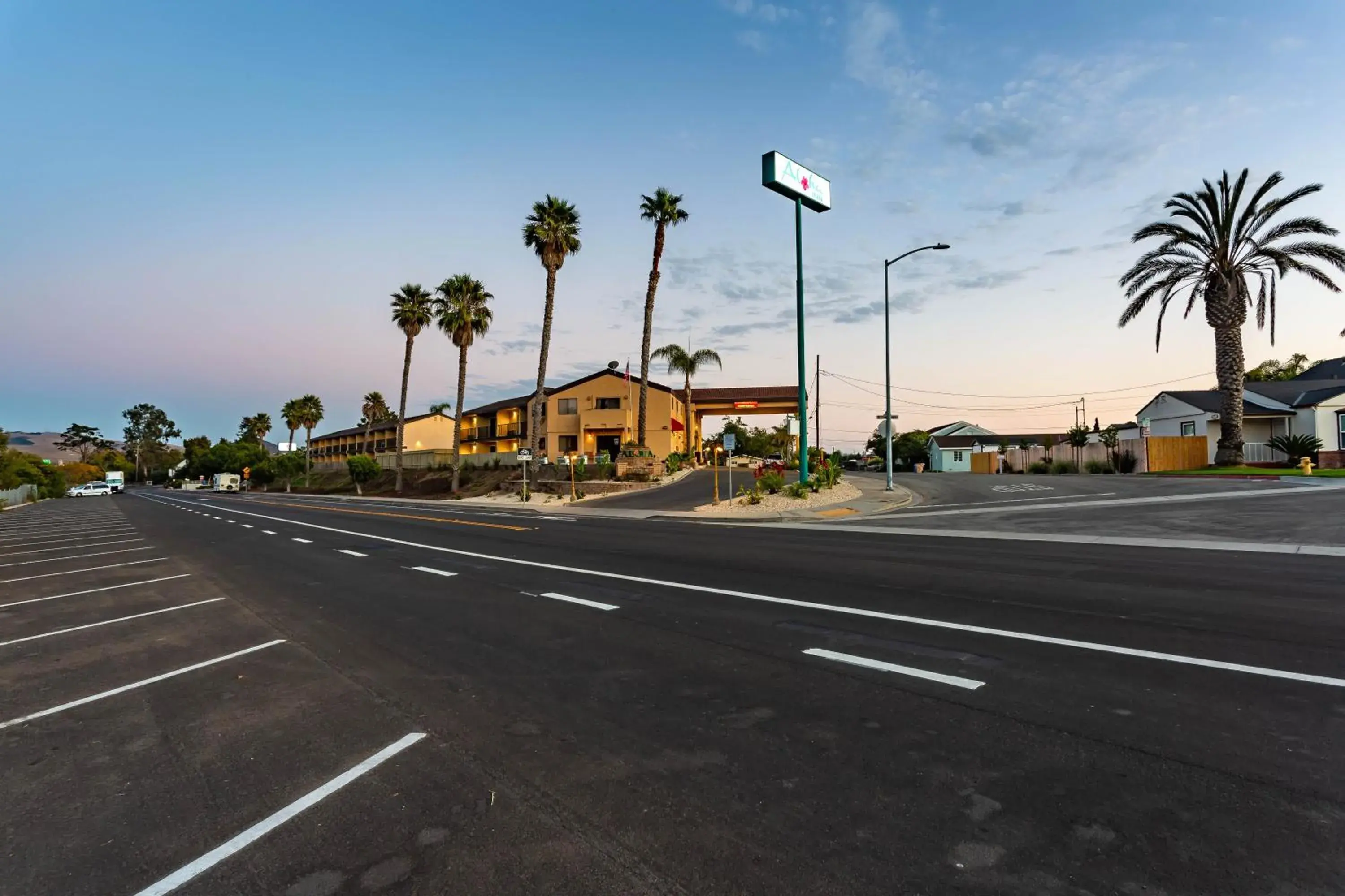 Quiet street view in Aloha Inn Quiet street view in Aloha Inn