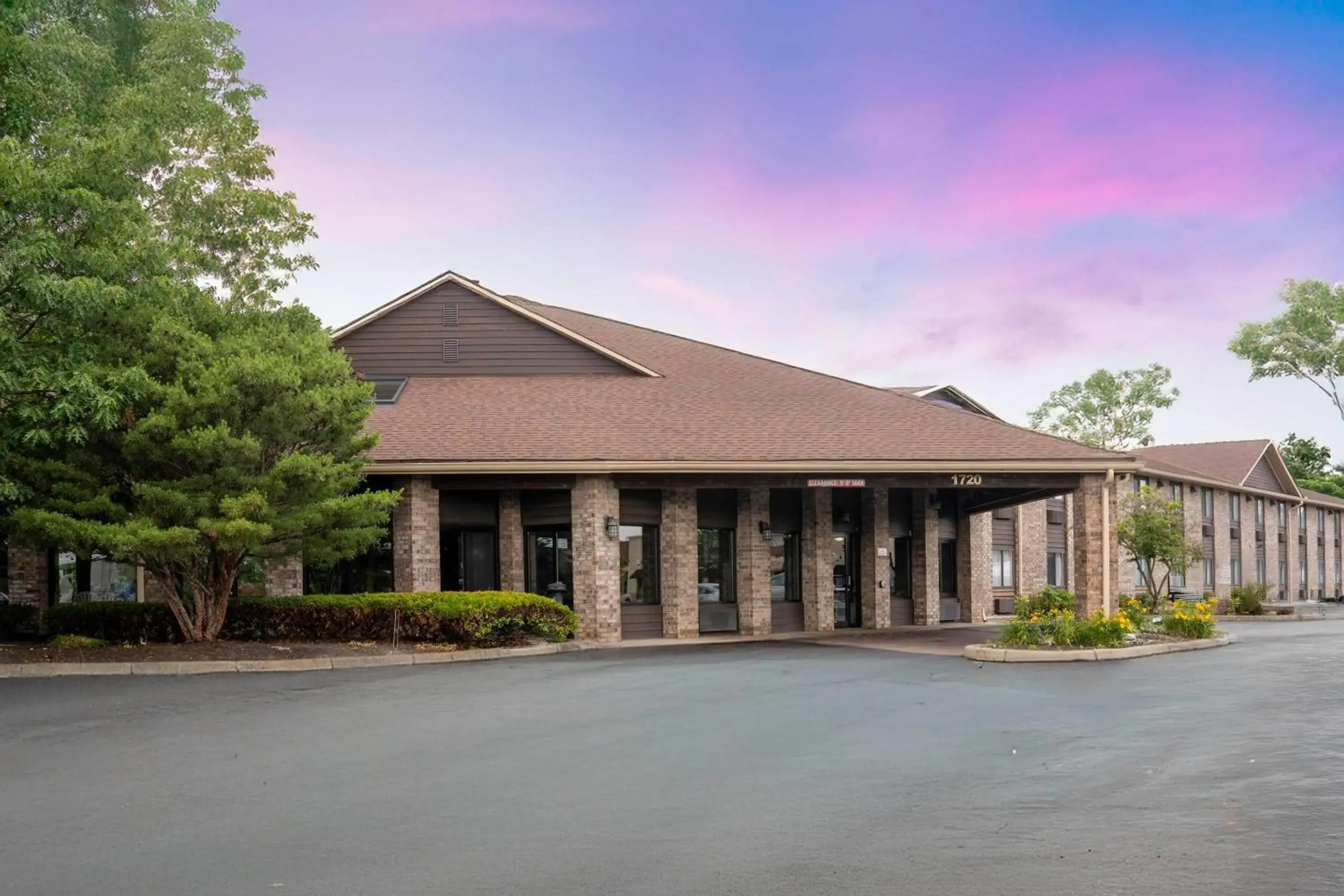 Photo of the whole room in Baymont by Wyndham Delaware Photo of the whole room in Baymont by Wyndham Delaware