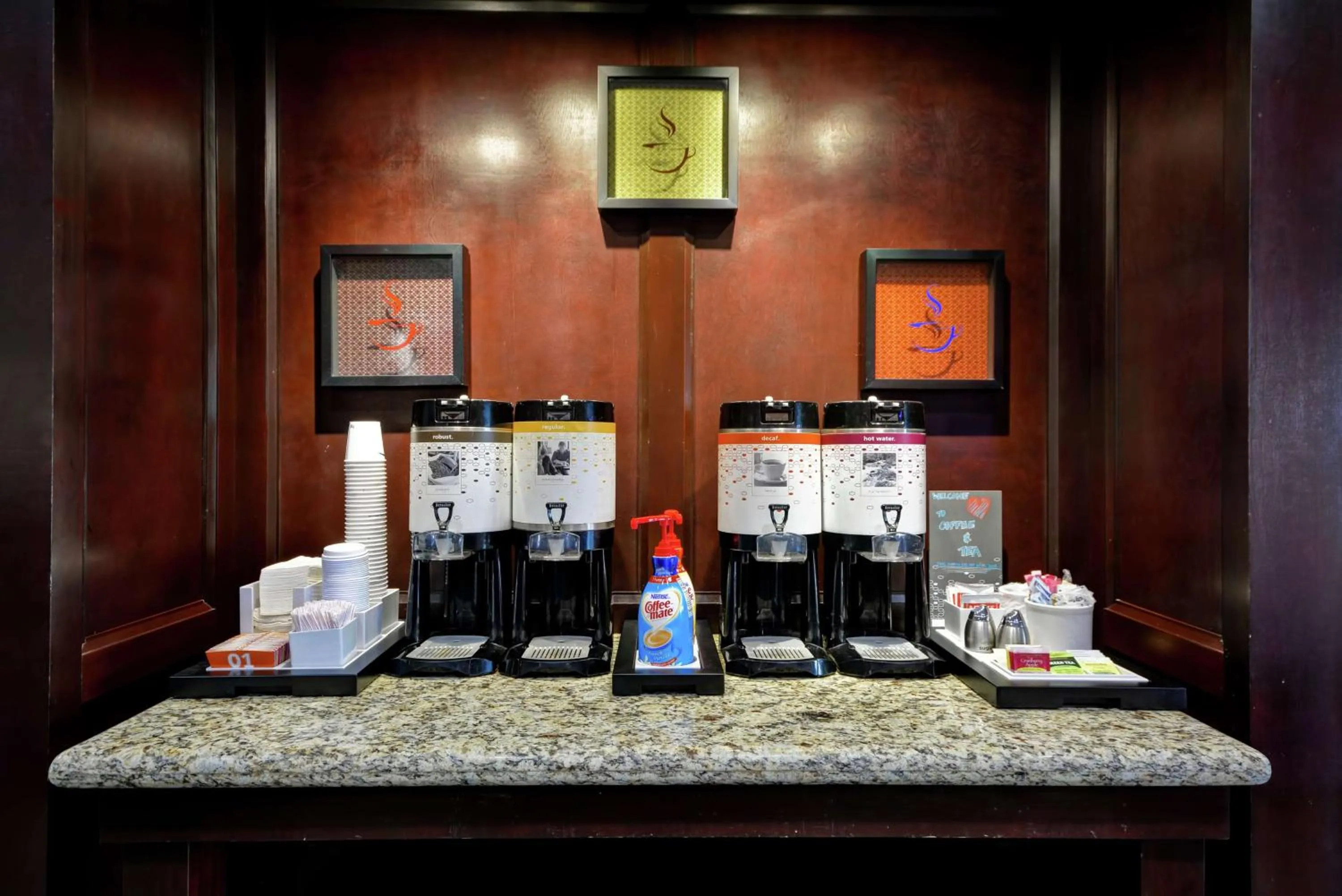 Dining area in Hampton Inn & Suites San Antonio/Northeast I-35
