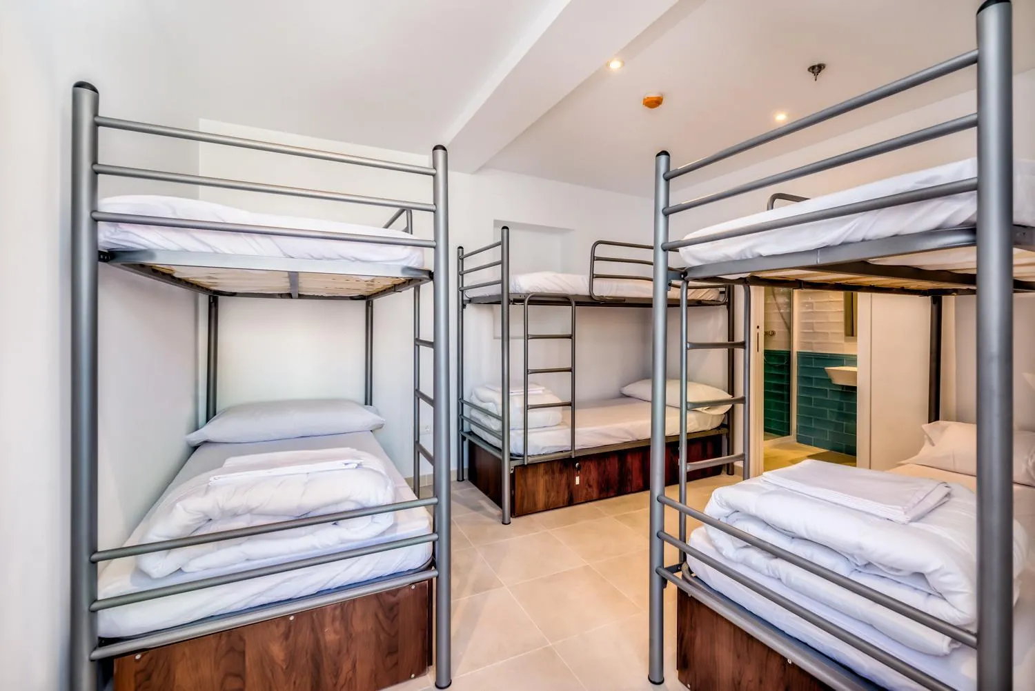 Bedroom, Bed in Hostel A2C