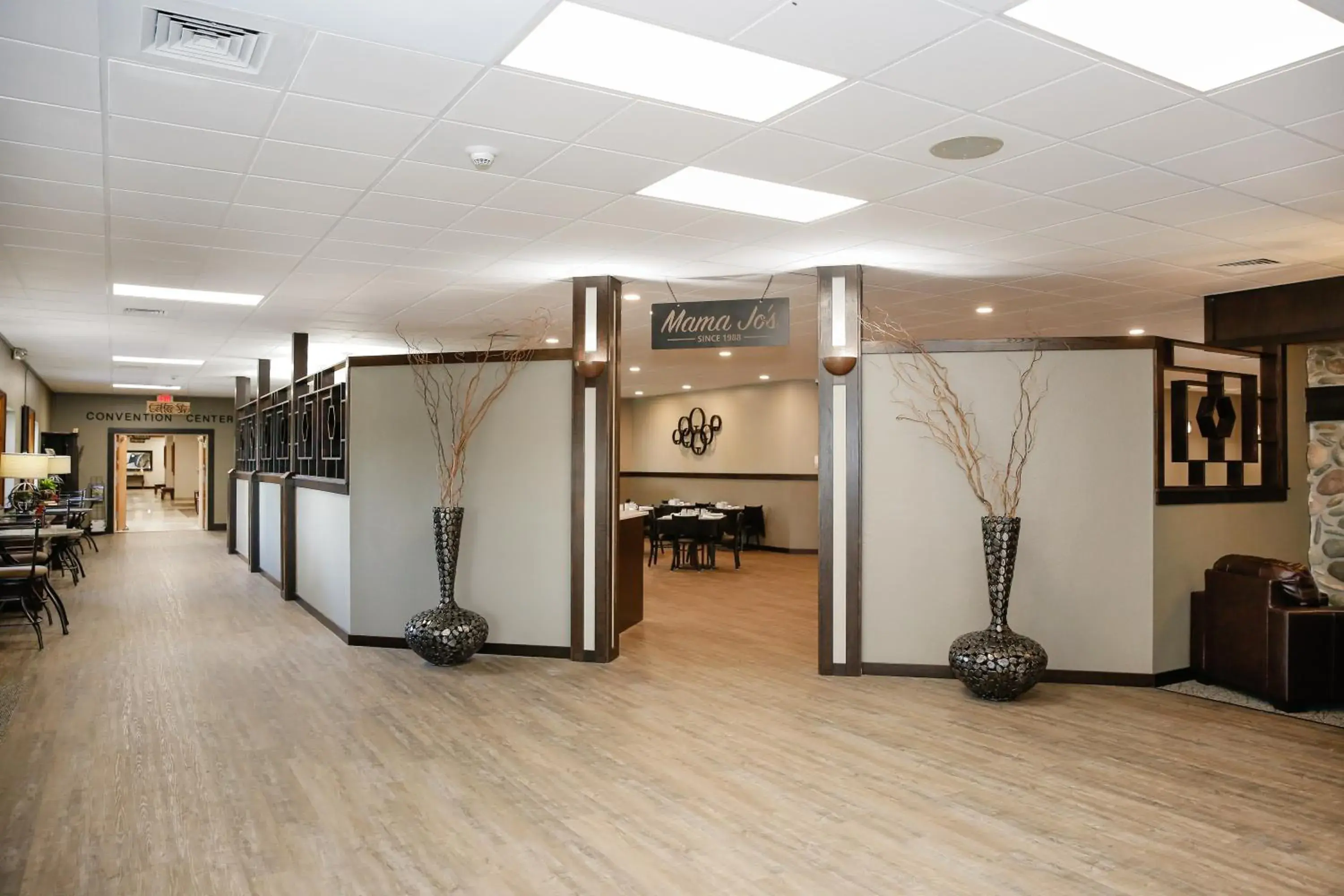 Restaurant/places to eat in Billings Hotel & Convention Center Restaurant/places to eat in Billings Hotel & Convention Center