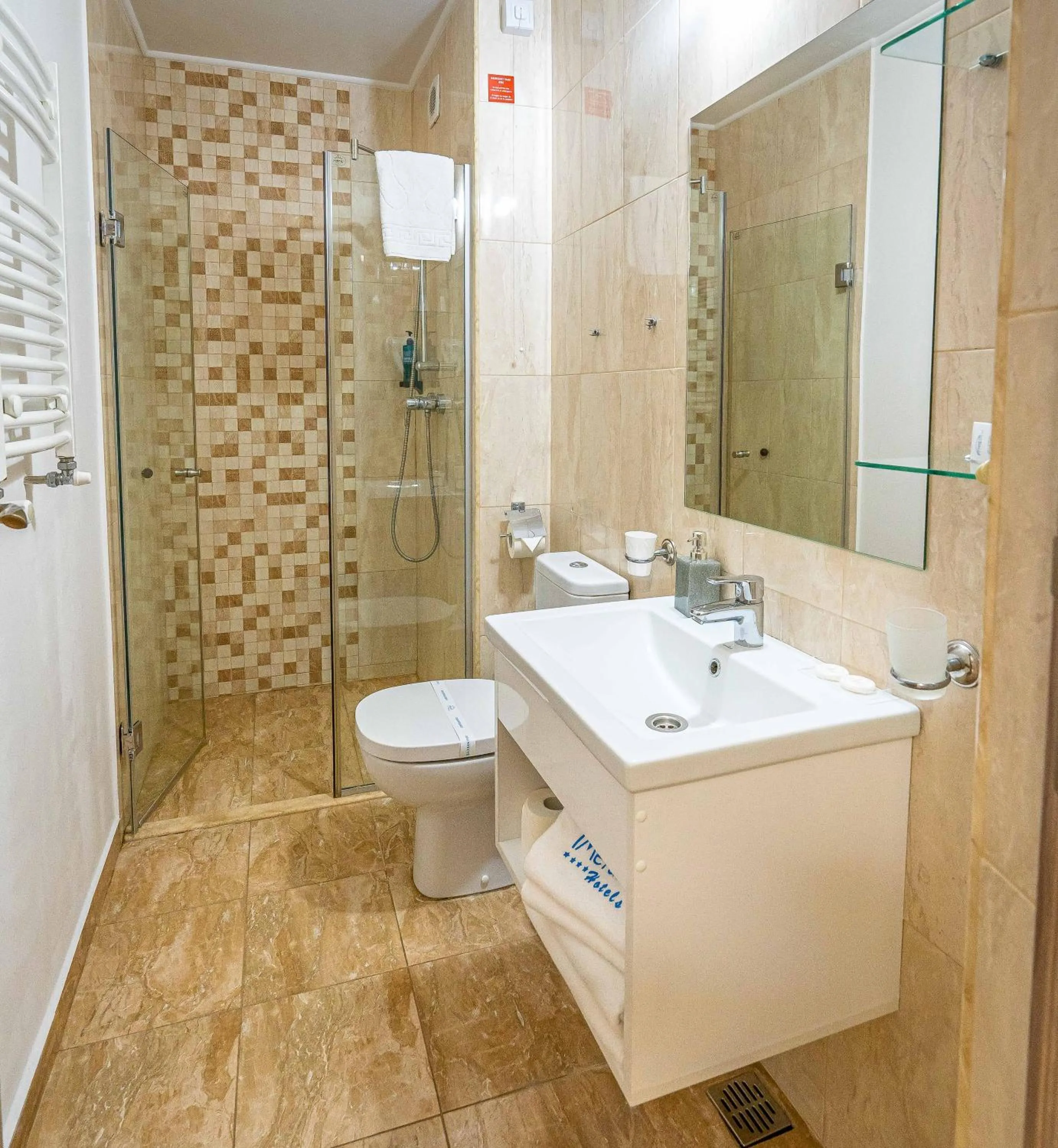 Bathroom in Mera Brise